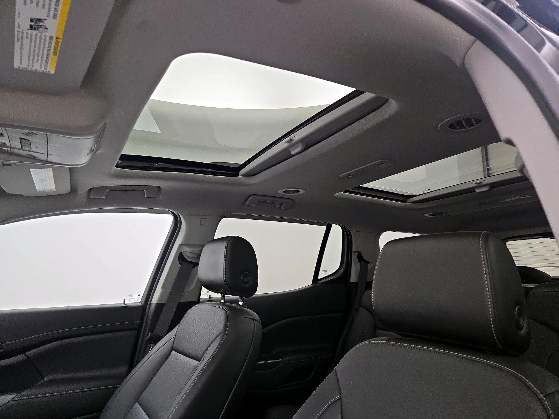 Thumbnail: 2023 GMC Acadia - 19