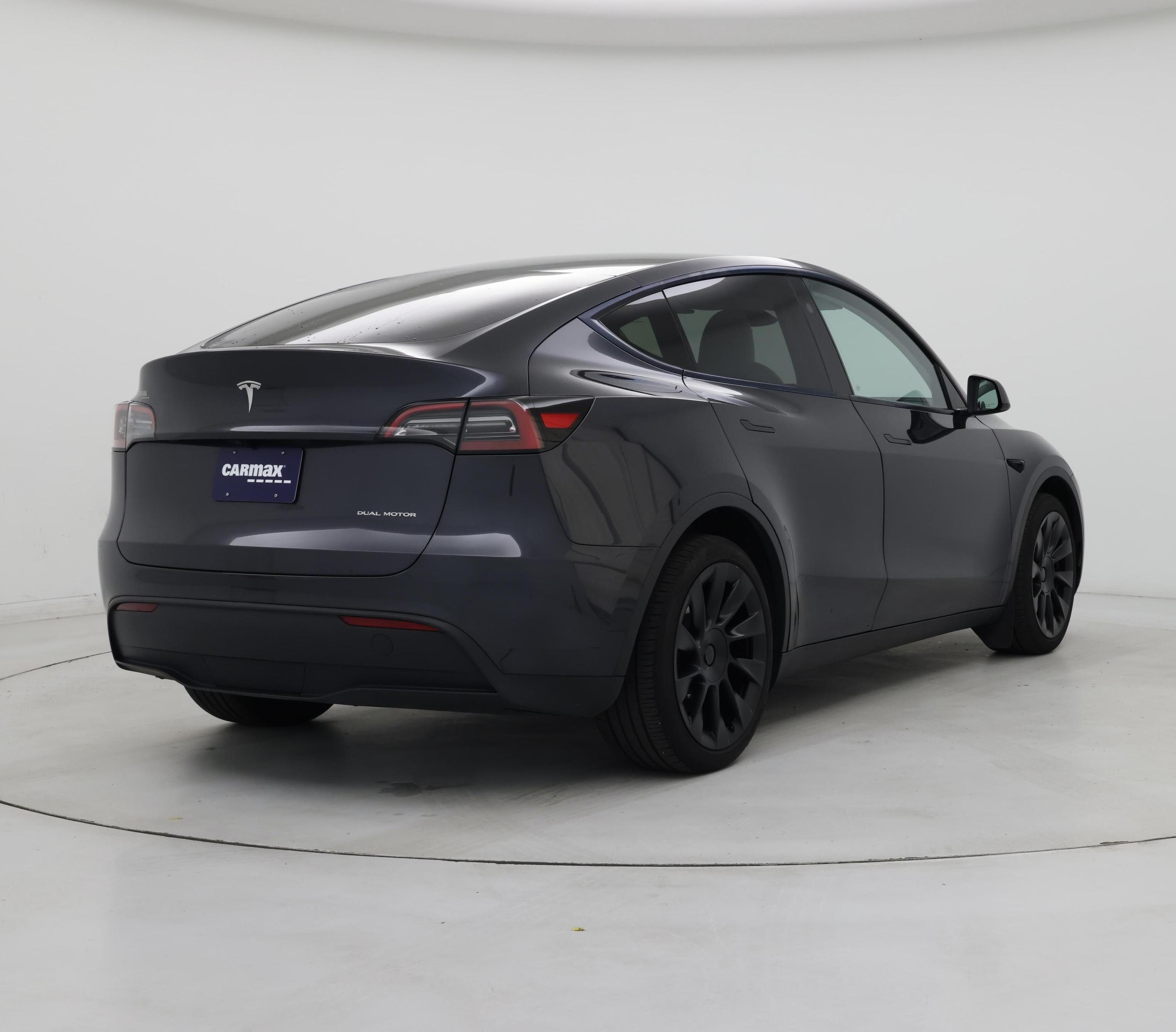 Thumbnail: 2024 Tesla Model Y - 8