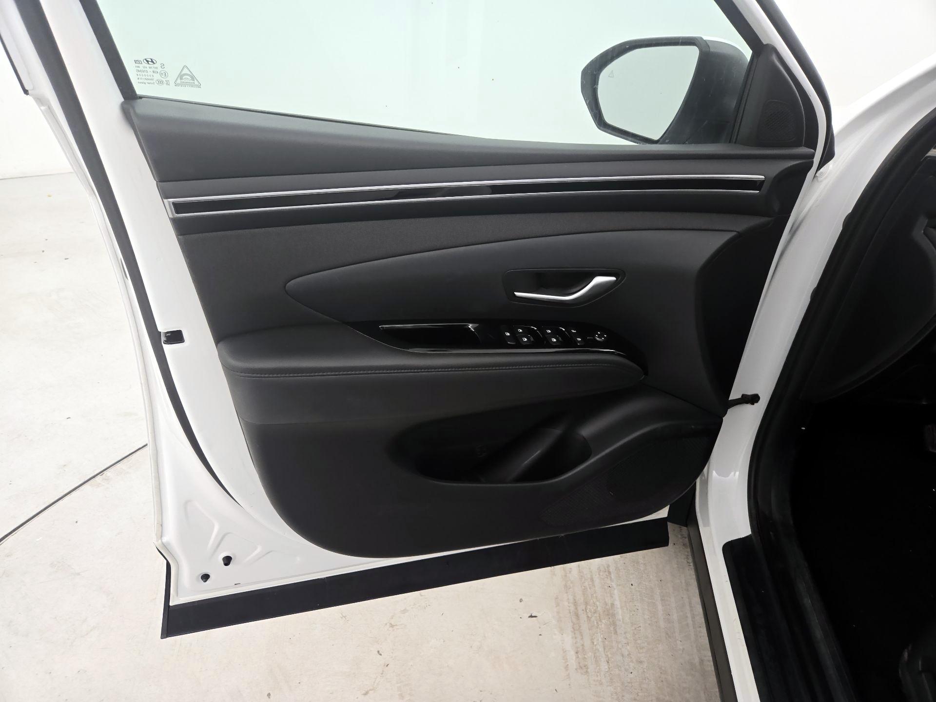 Thumbnail: 2023 Hyundai Tucson - 12