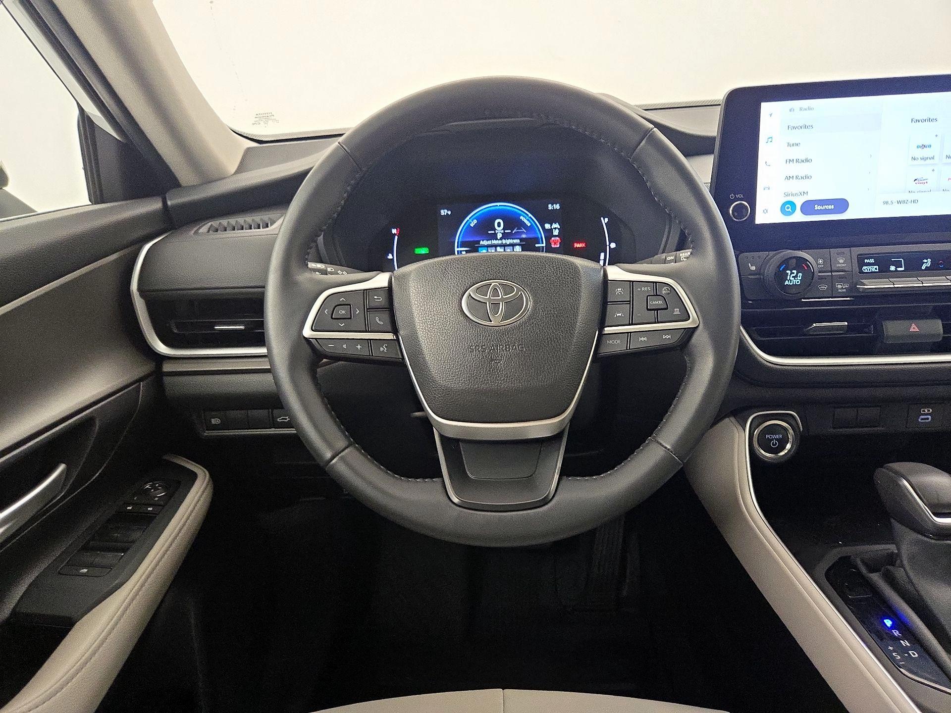 Thumbnail: 2025 Toyota Highlander - 10