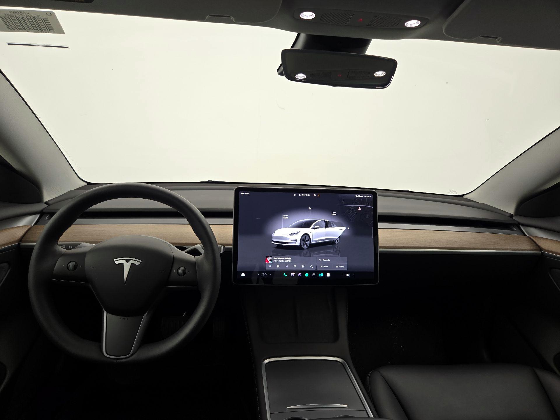 Thumbnail: 2022 Tesla Model 3 - 9