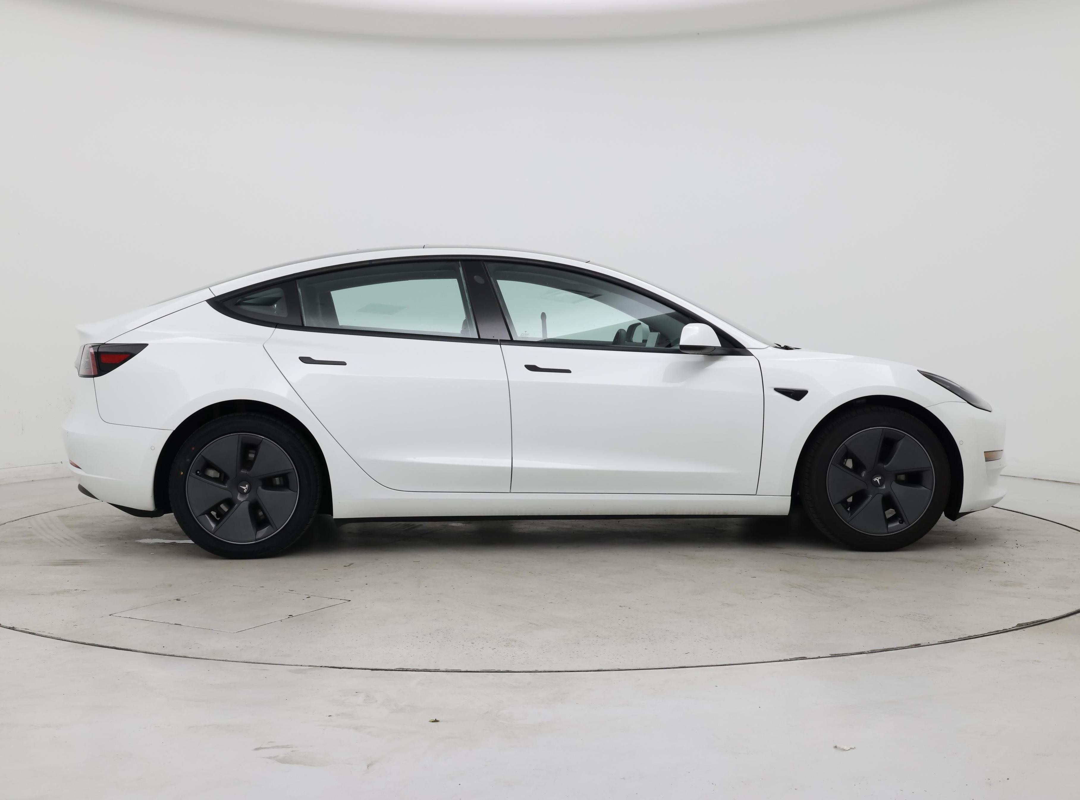 Thumbnail: 2022 Tesla Model 3 - 7