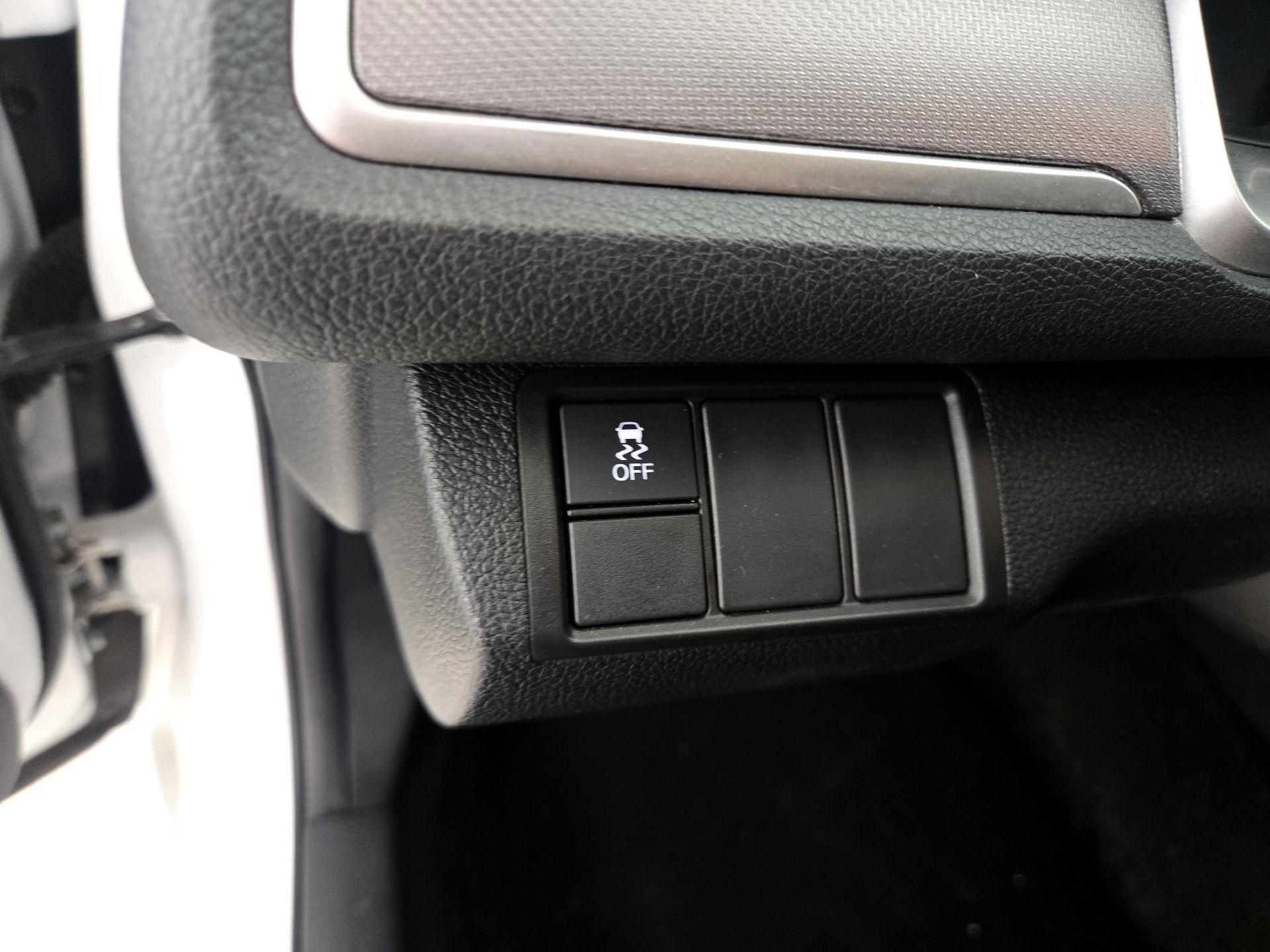 Thumbnail: 2016 Honda Civic - 13