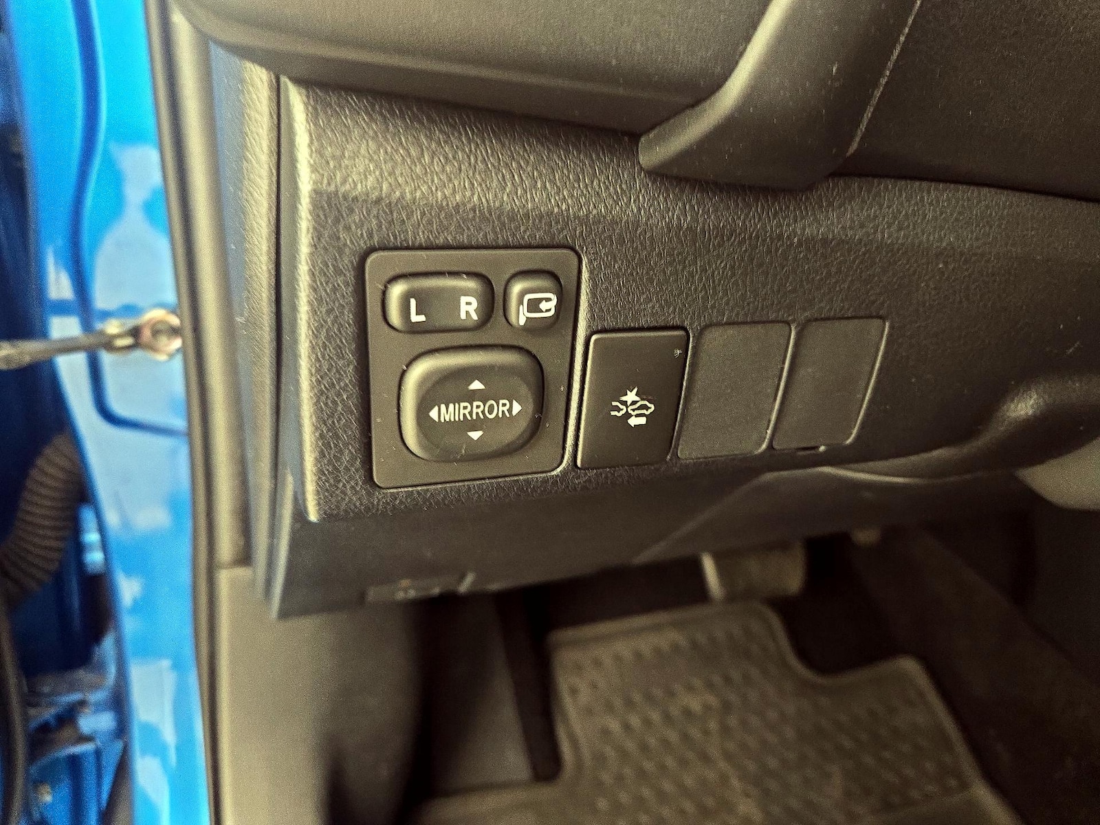 2018 Toyota Corolla iM Base - Photo 14