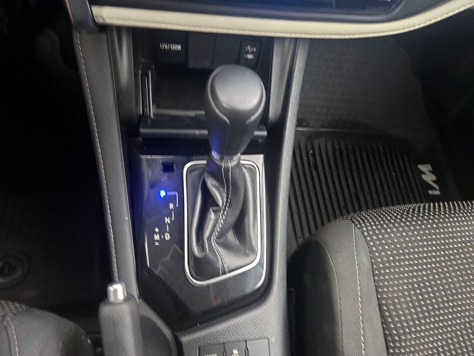 2018 Toyota Corolla iM Base - Photo 19