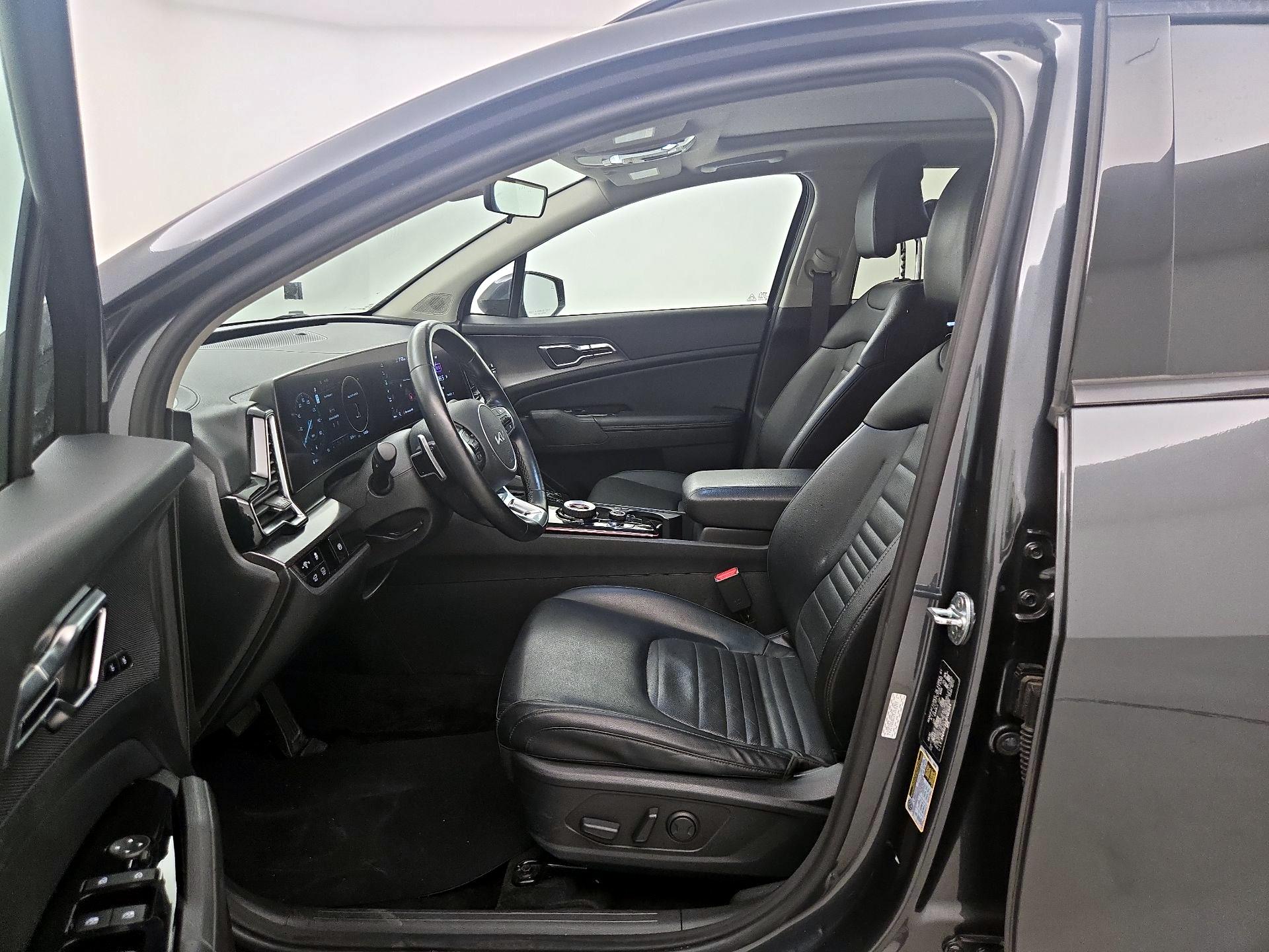 Thumbnail: 2023 Kia Sportage - 11
