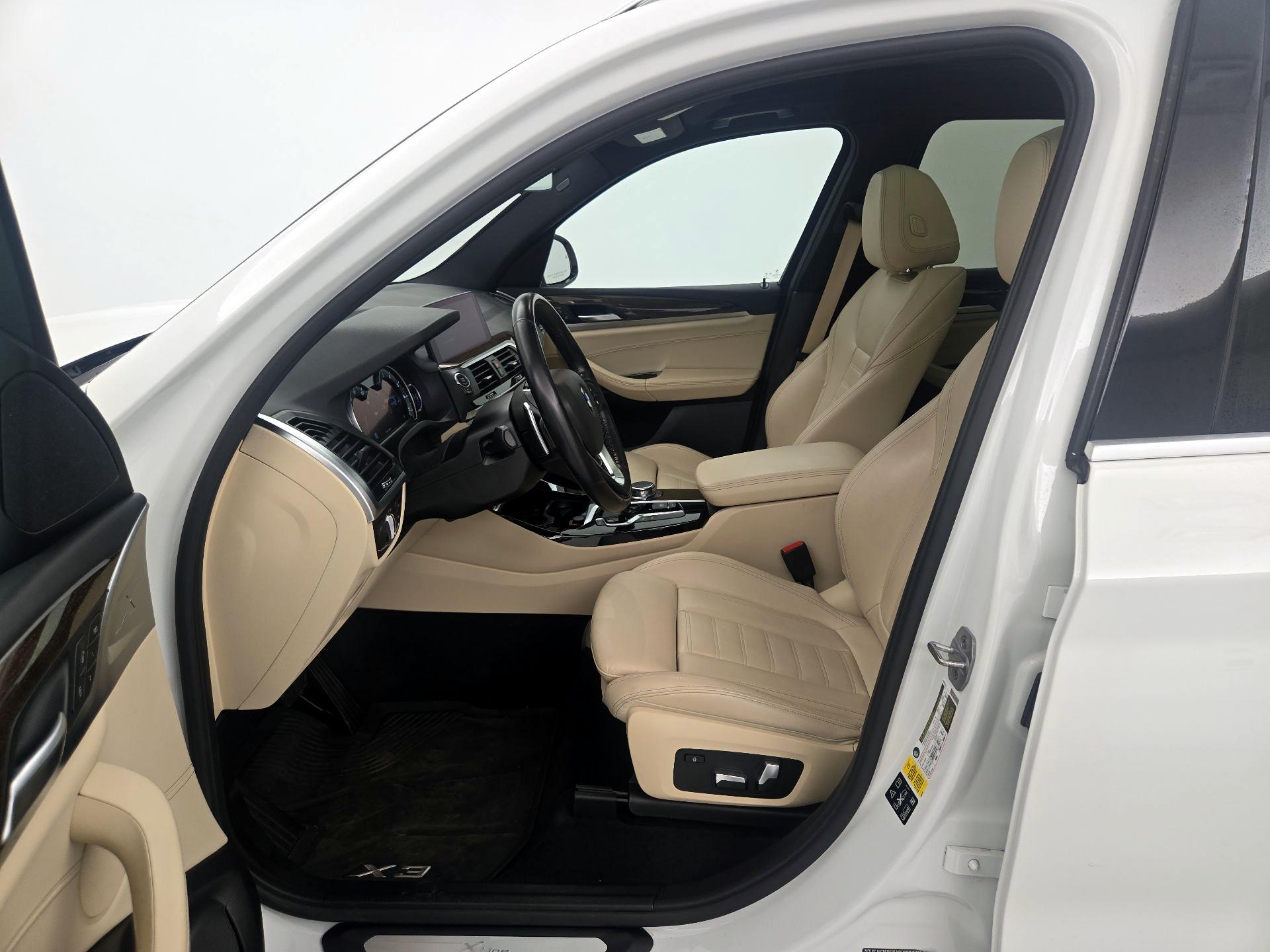 Thumbnail: 2019 BMW X3 - 11