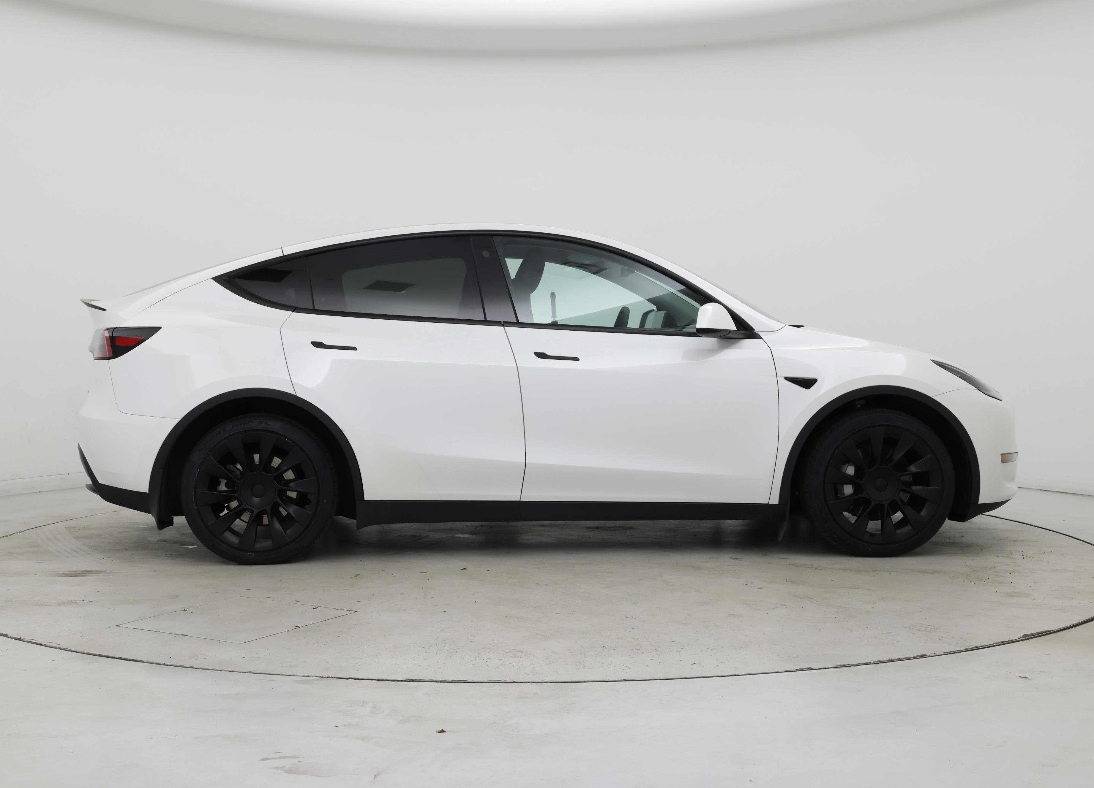Thumbnail: 2023 Tesla Model Y - 7