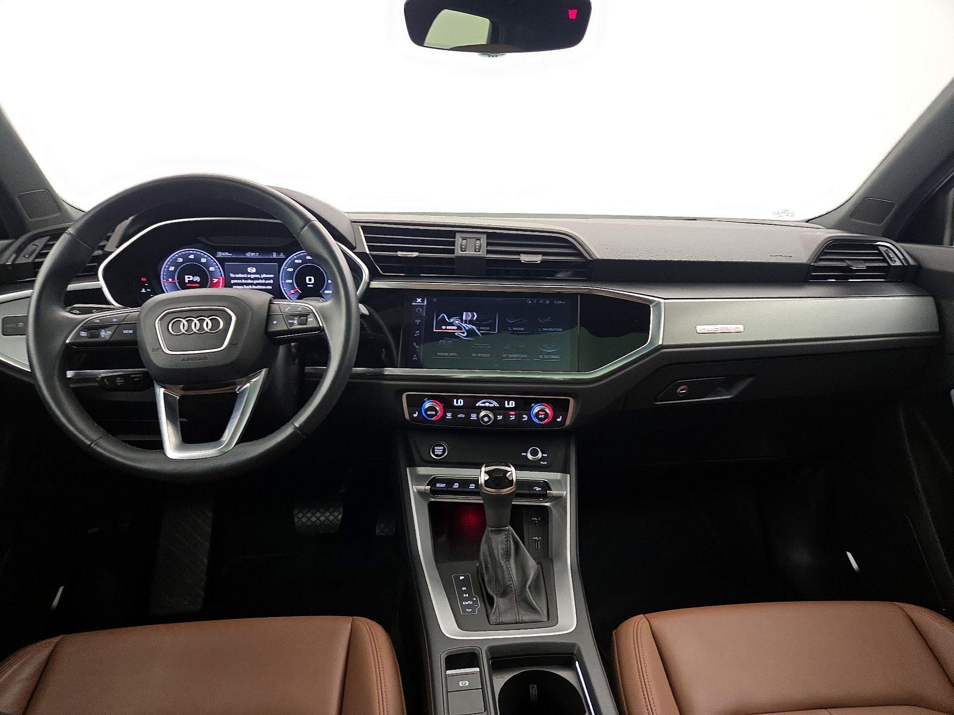 Thumbnail: 2021 Audi Q3 - 9