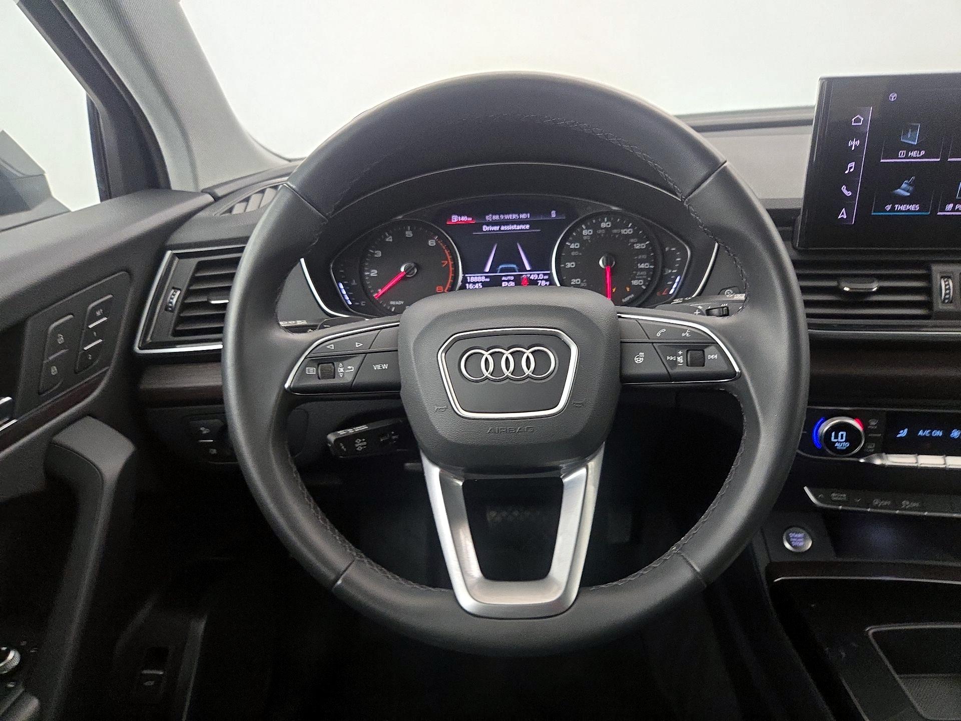 Thumbnail: 2023 Audi Q5 - 10