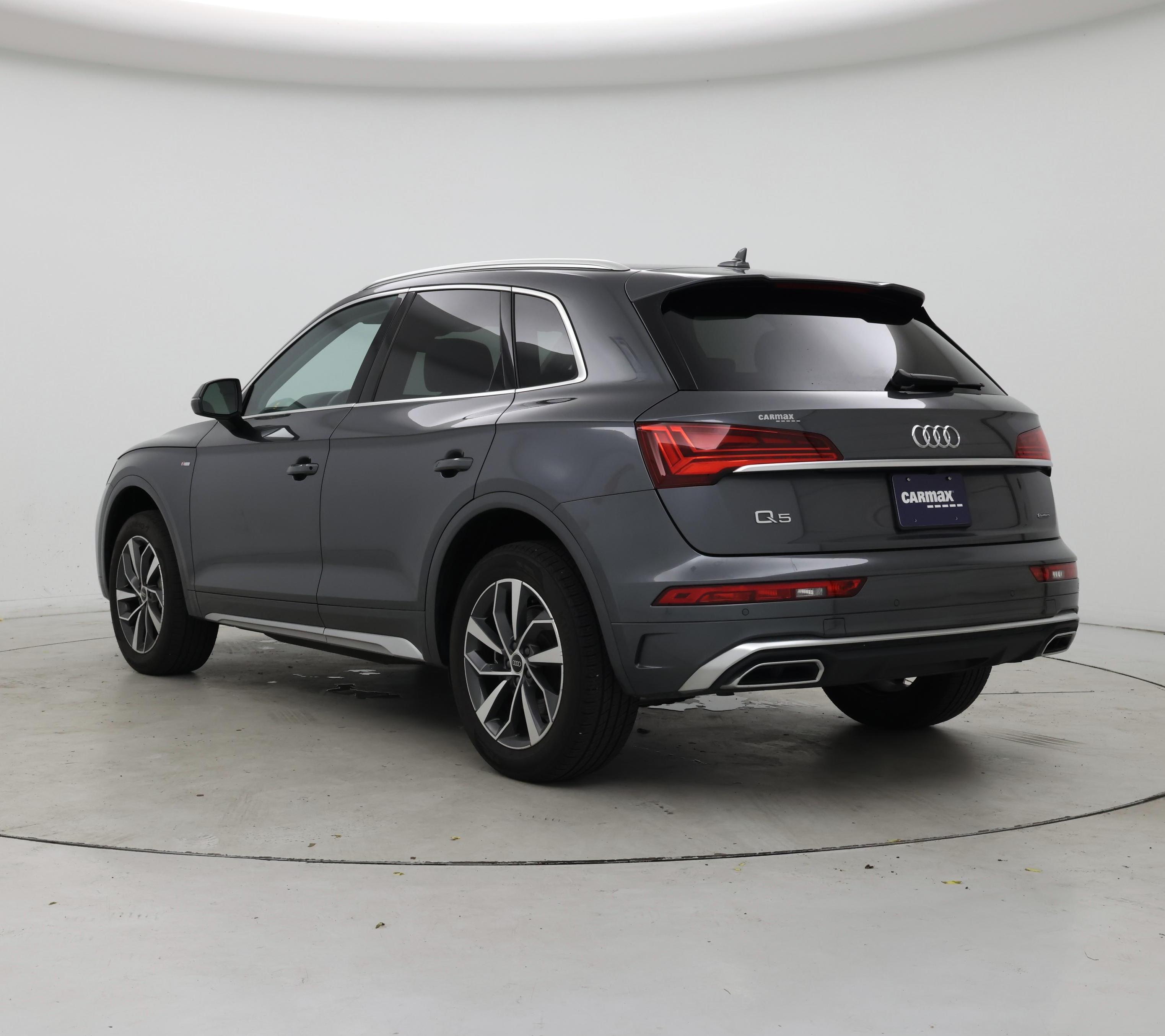 Thumbnail: 2023 Audi Q5 - 2