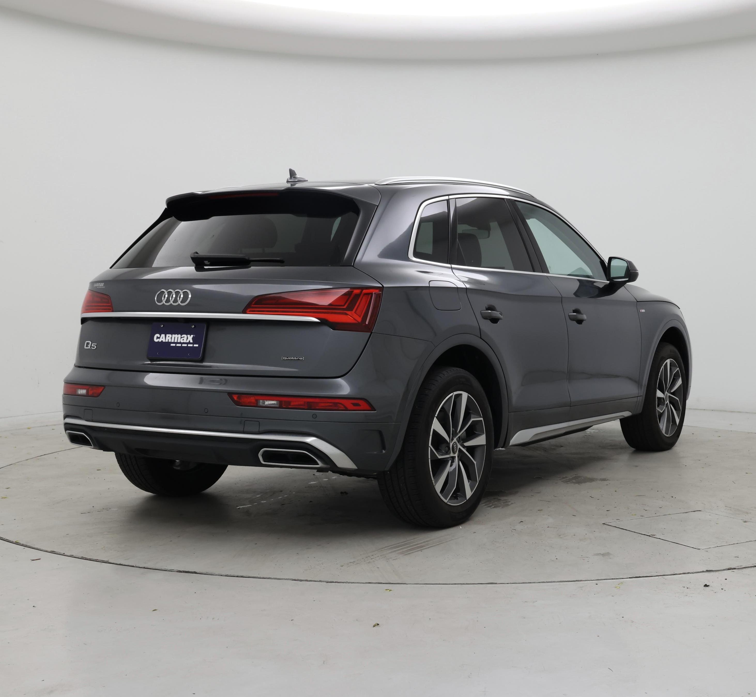 Thumbnail: 2023 Audi Q5 - 8