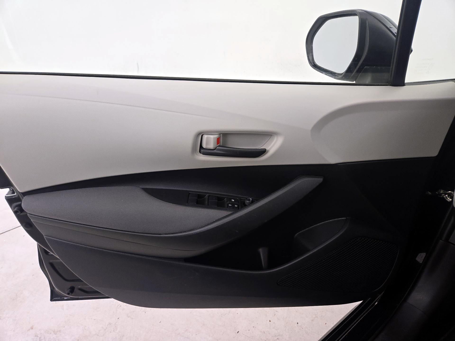 Thumbnail: 2022 Toyota Corolla - 12