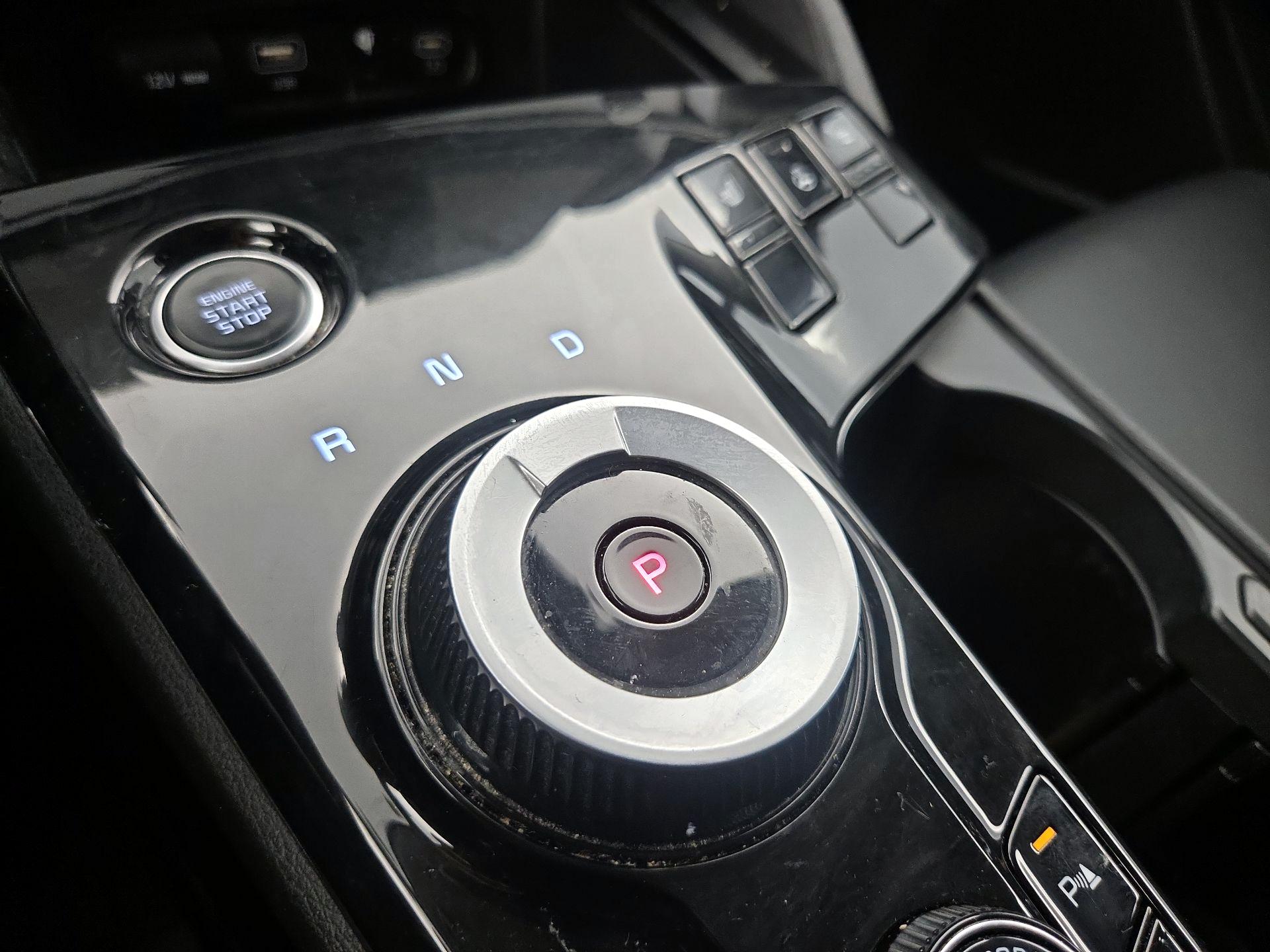 Thumbnail: 2023 Kia Sportage - 18