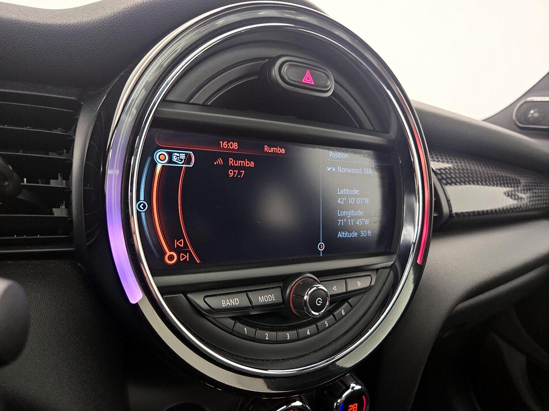 Thumbnail: 2018 MINI Cooper Hardtop - 16