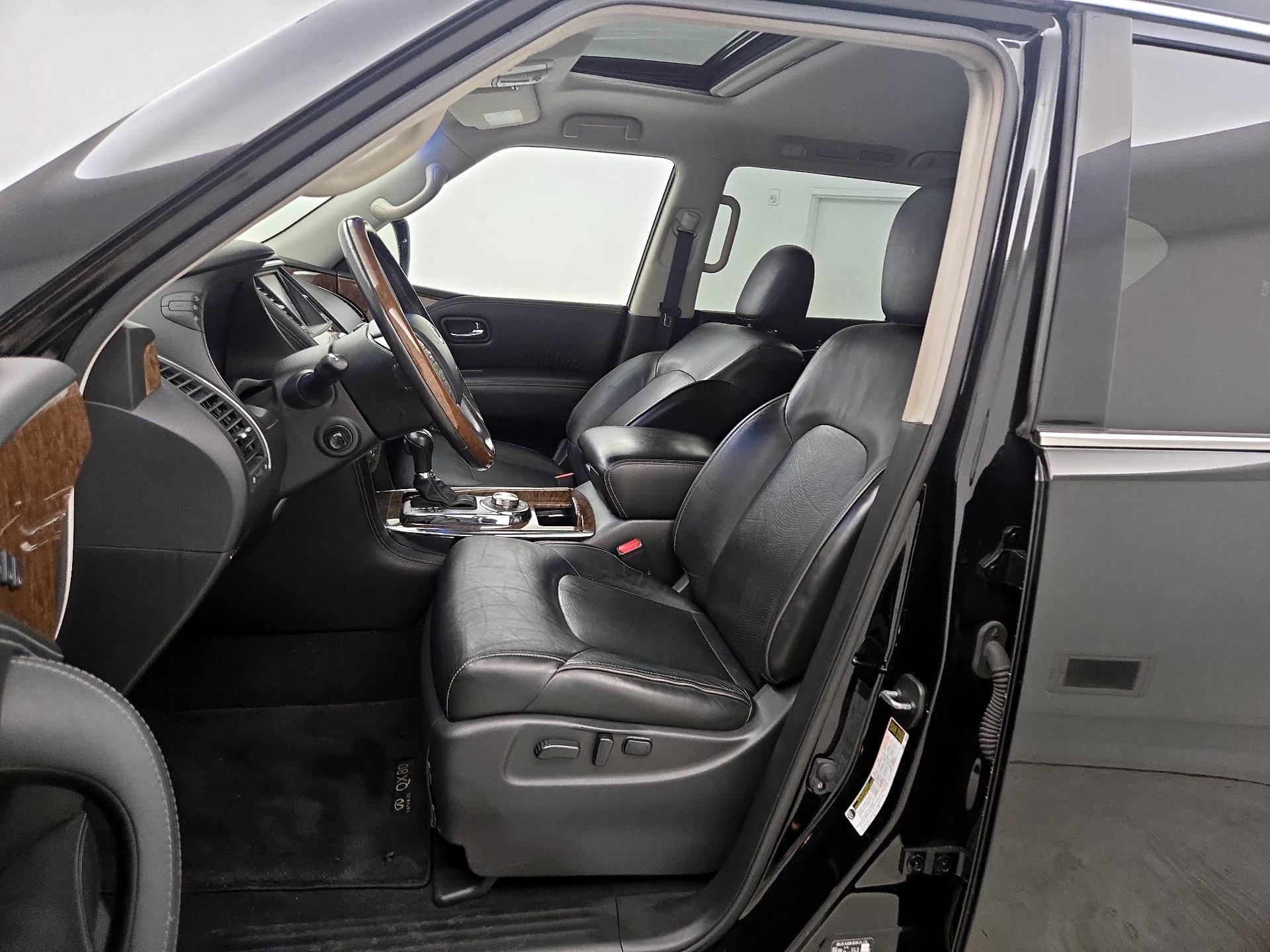 Thumbnail: 2016 INFINITI QX80 - 11