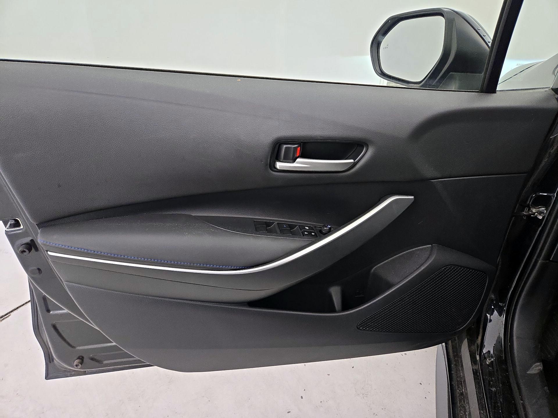 Thumbnail: 2021 Toyota Corolla - 12