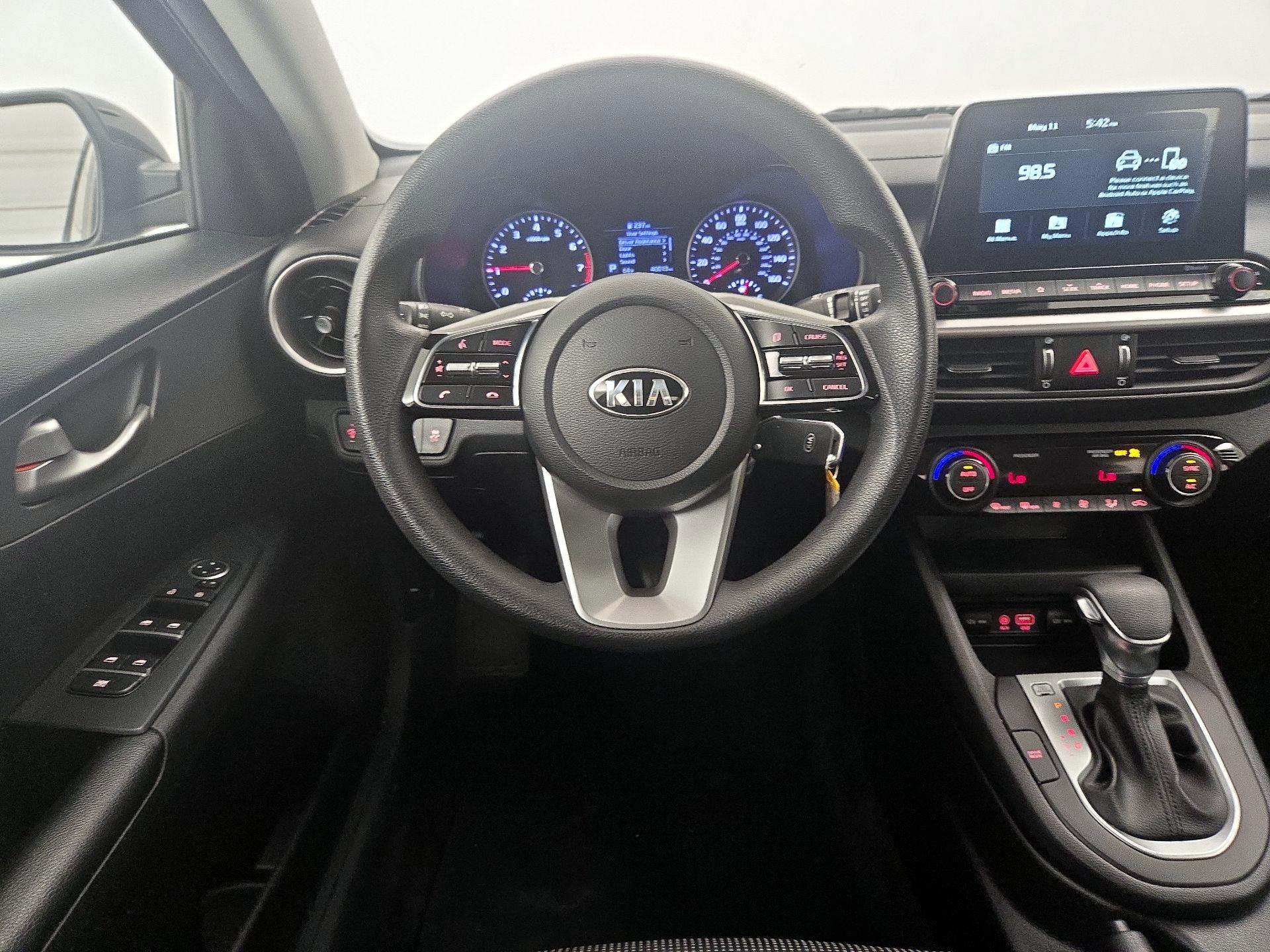 Thumbnail: 2019 Kia Forte - 10