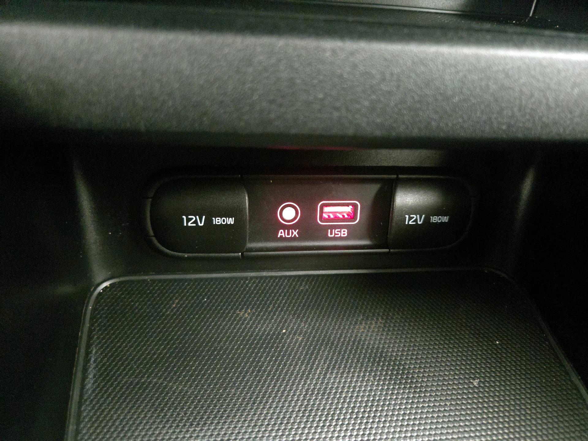 Thumbnail: 2019 Kia Forte - 18
