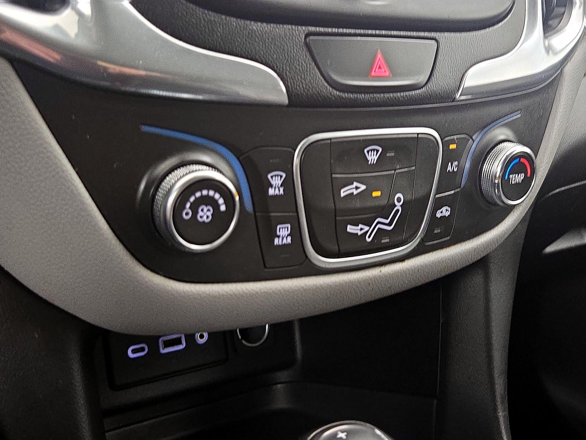Thumbnail: 2019 Chevrolet Equinox - 16
