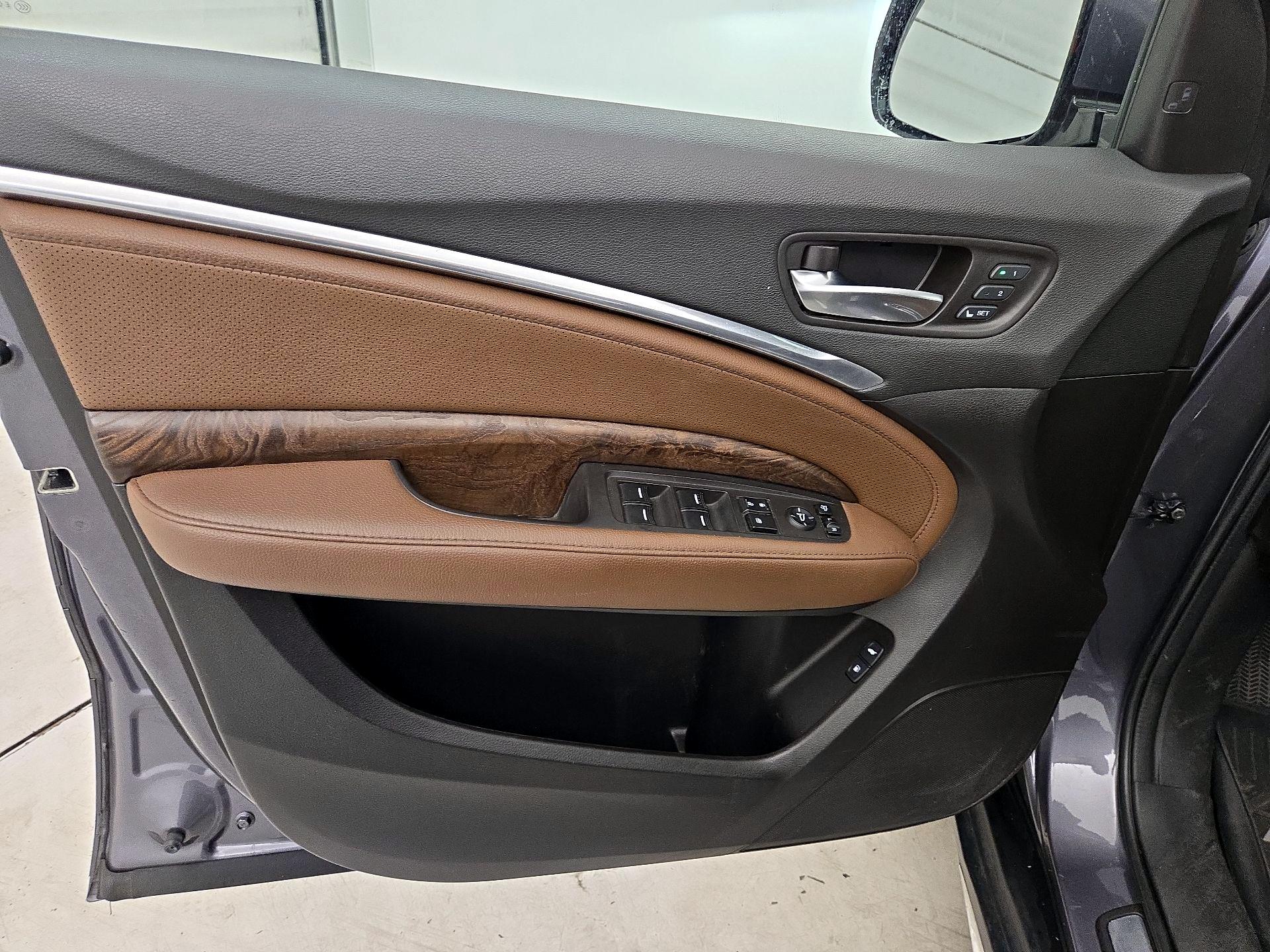 Thumbnail: 2019 Acura MDX - 12