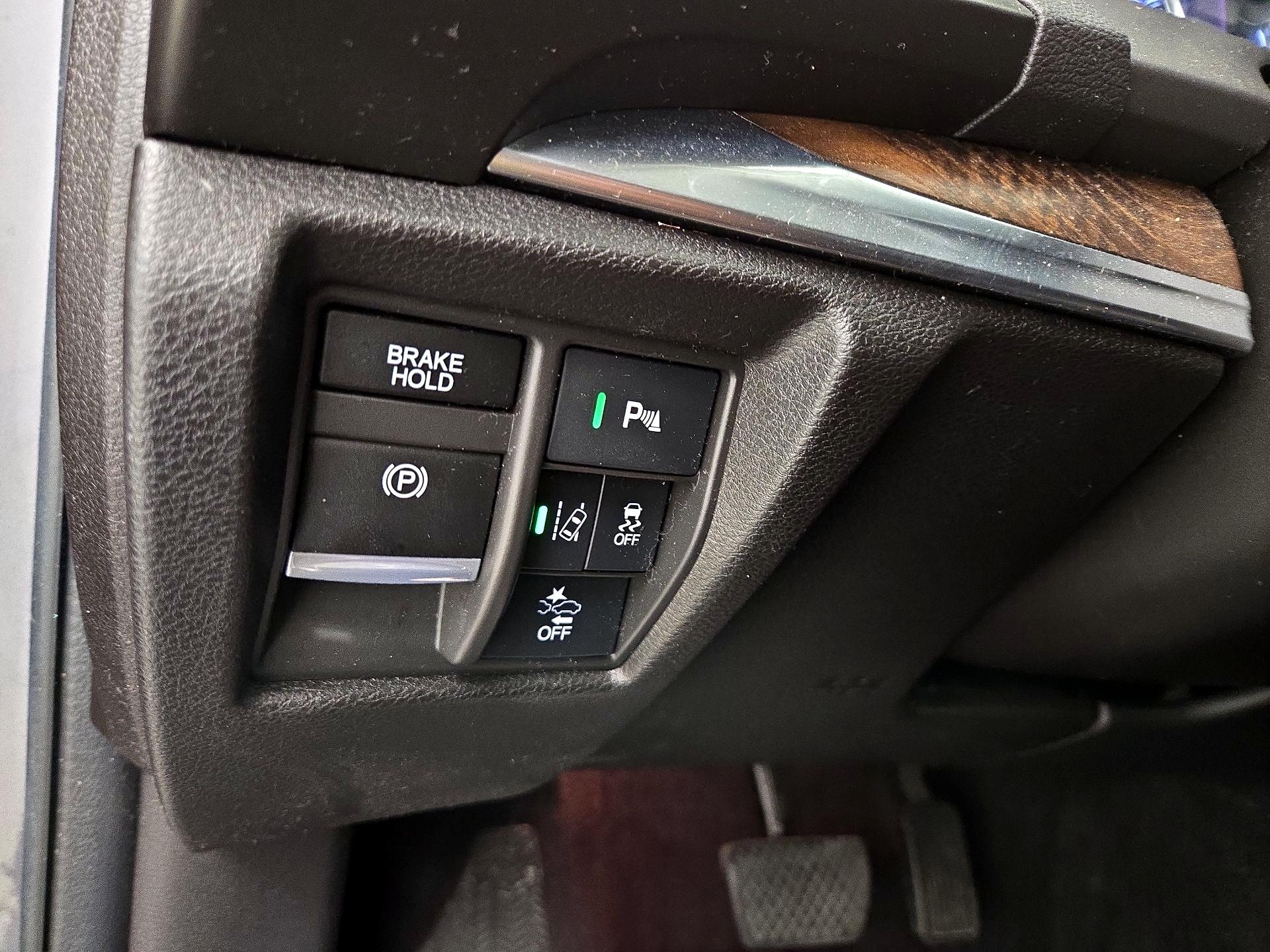 Thumbnail: 2019 Acura MDX - 13