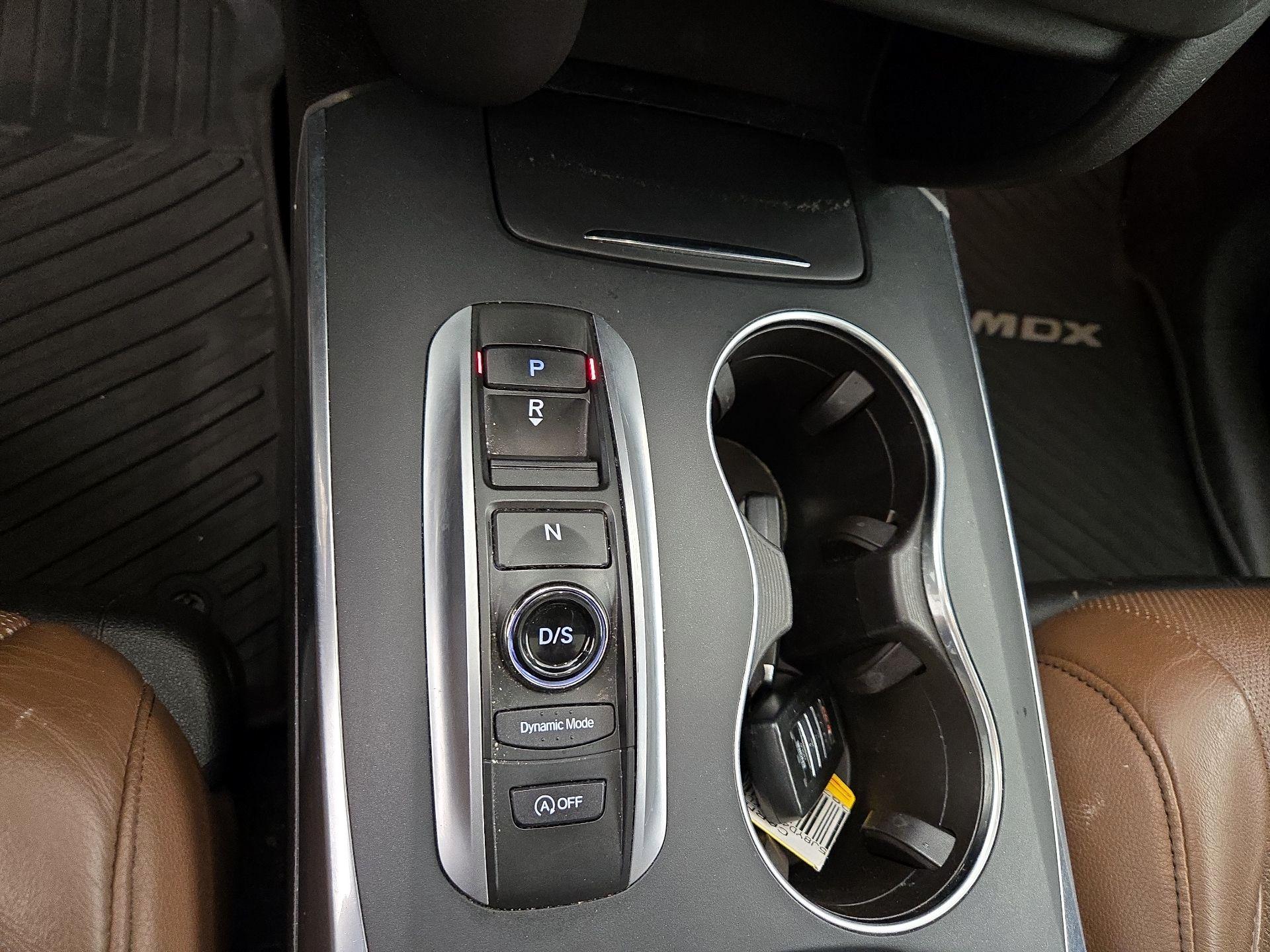 Thumbnail: 2019 Acura MDX - 18