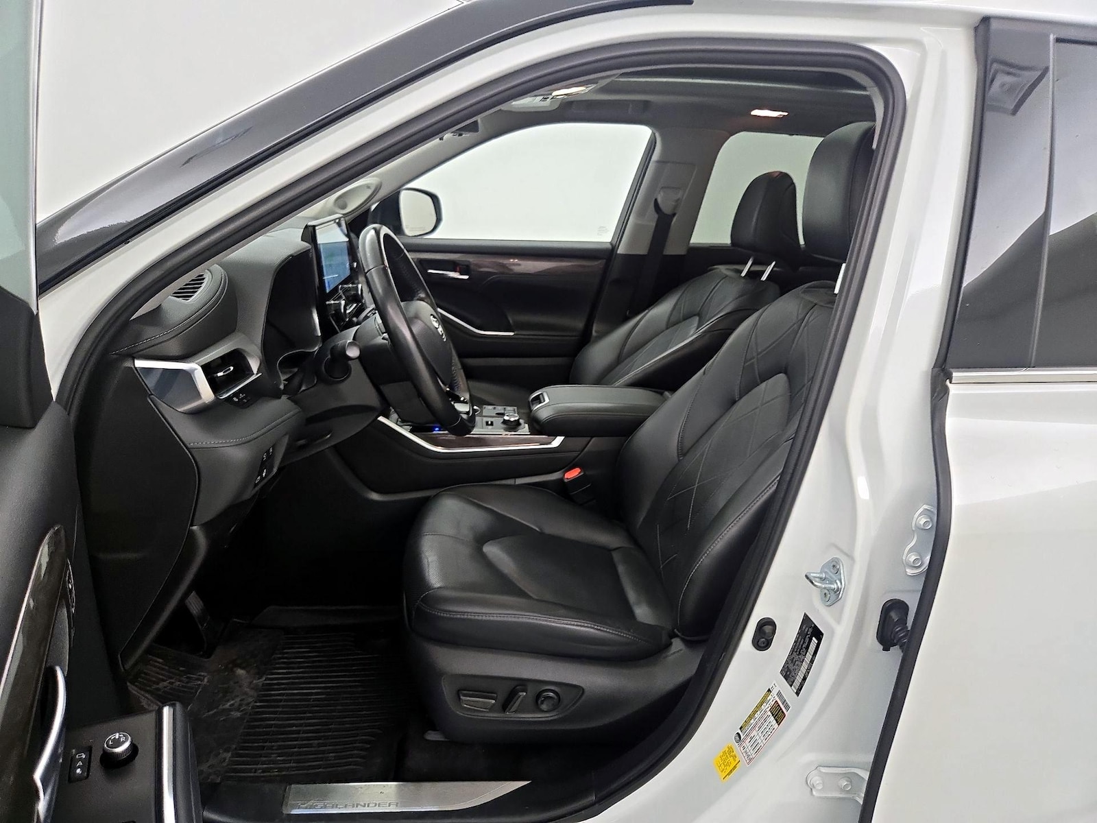 2023 Toyota Highlander Platinum - Photo 12