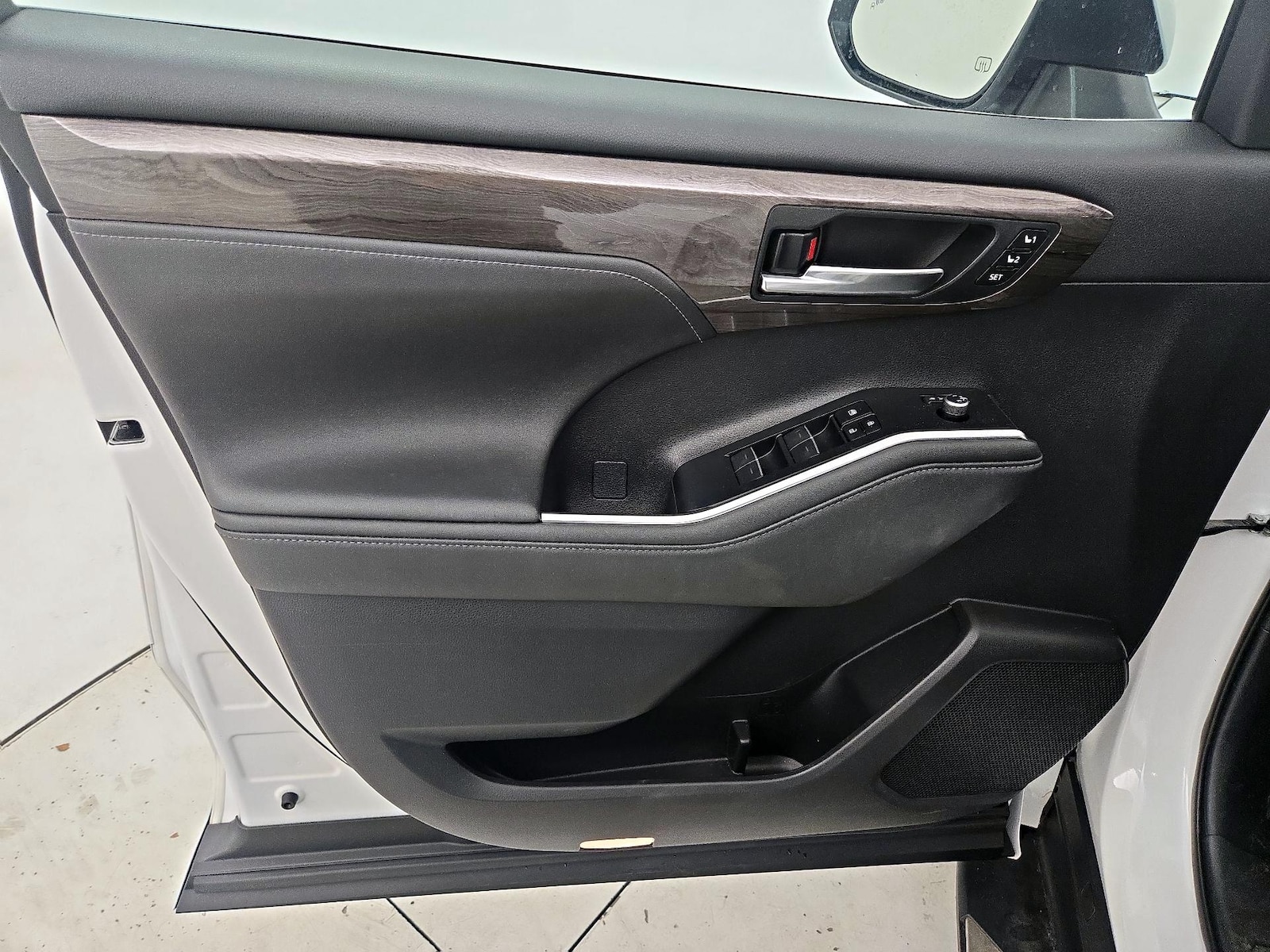 2023 Toyota Highlander Platinum - Photo 13