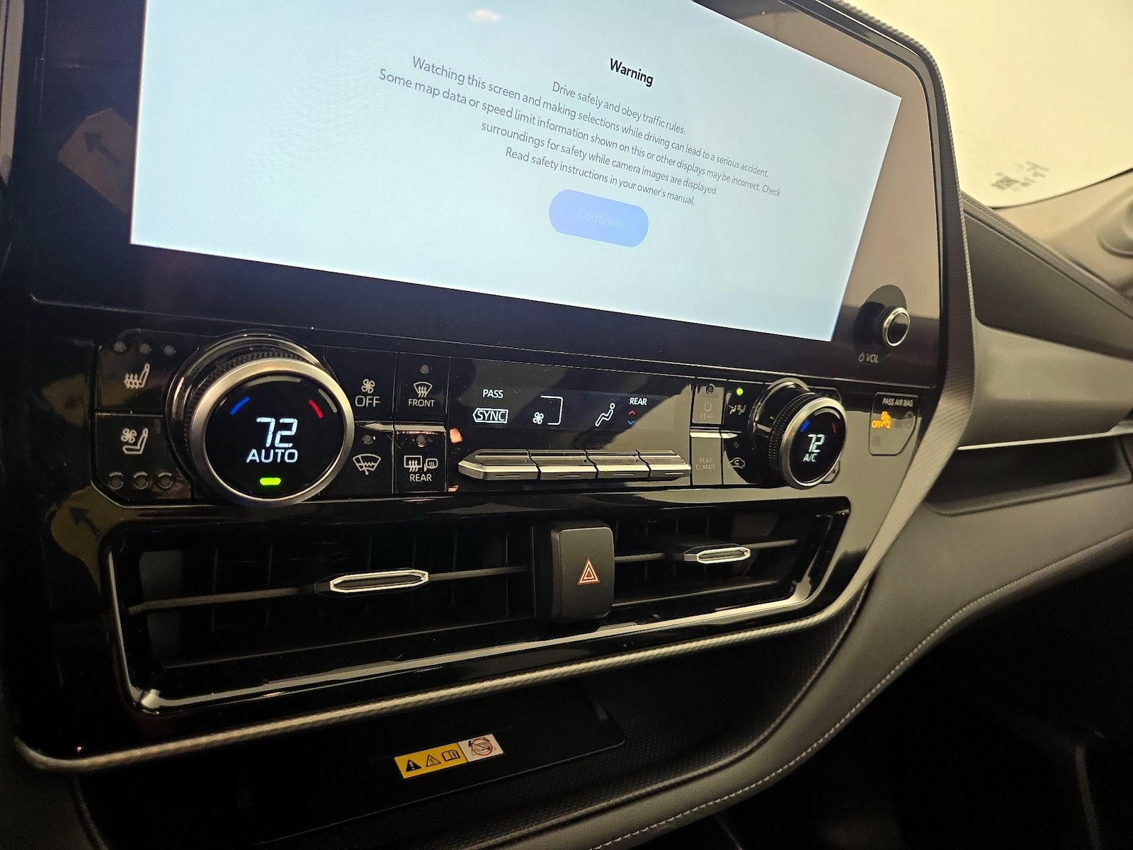 2023 Toyota Highlander Platinum - Photo 18