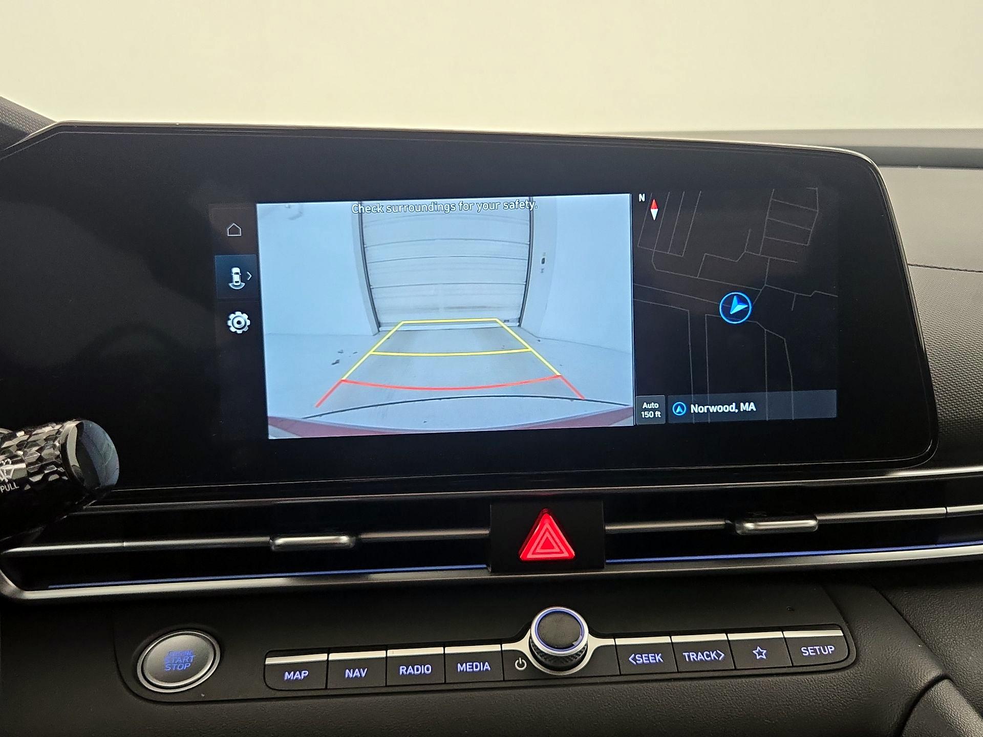 Thumbnail: 2024 Hyundai Elantra - 15
