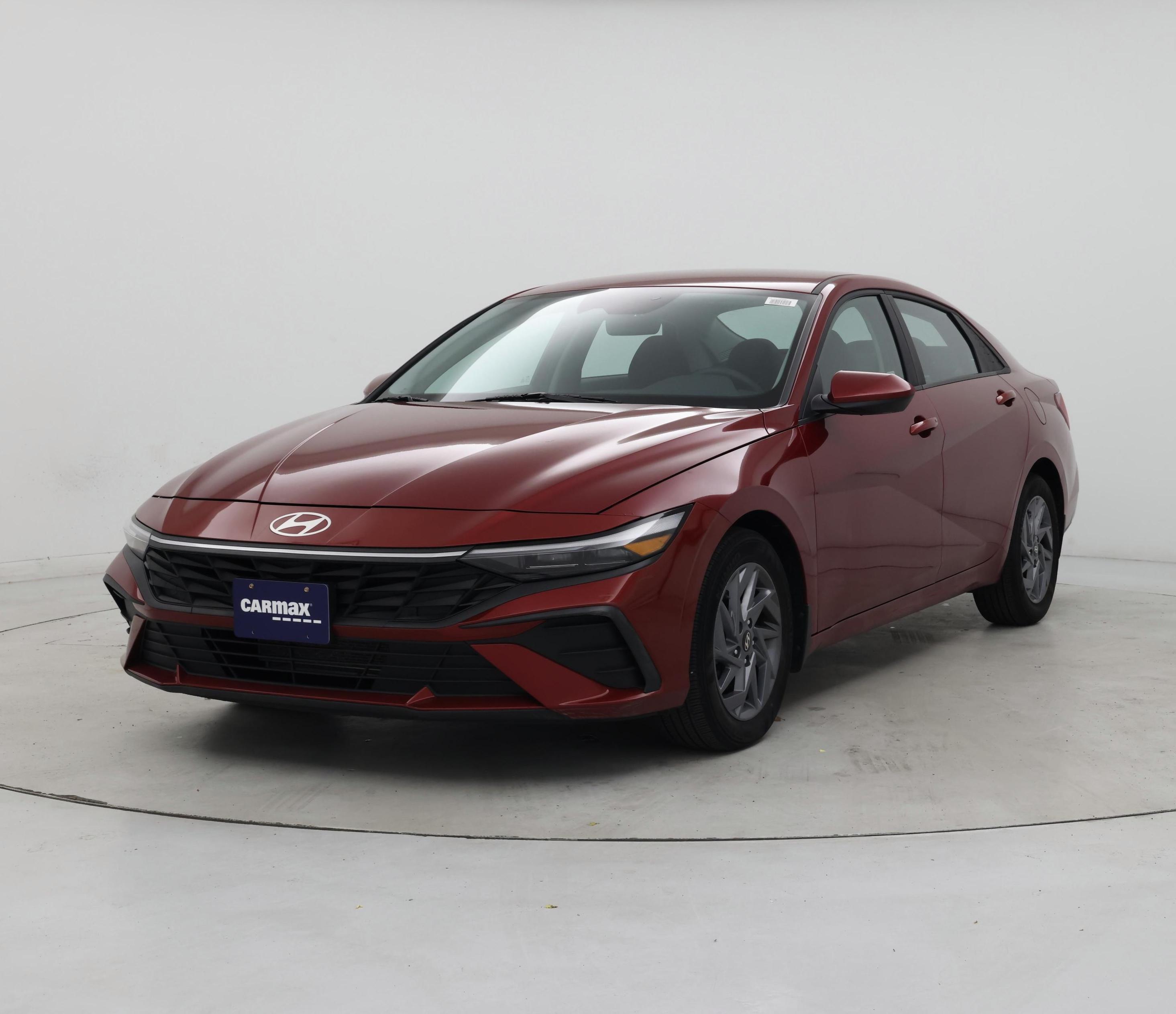 Thumbnail: 2024 Hyundai Elantra - 4