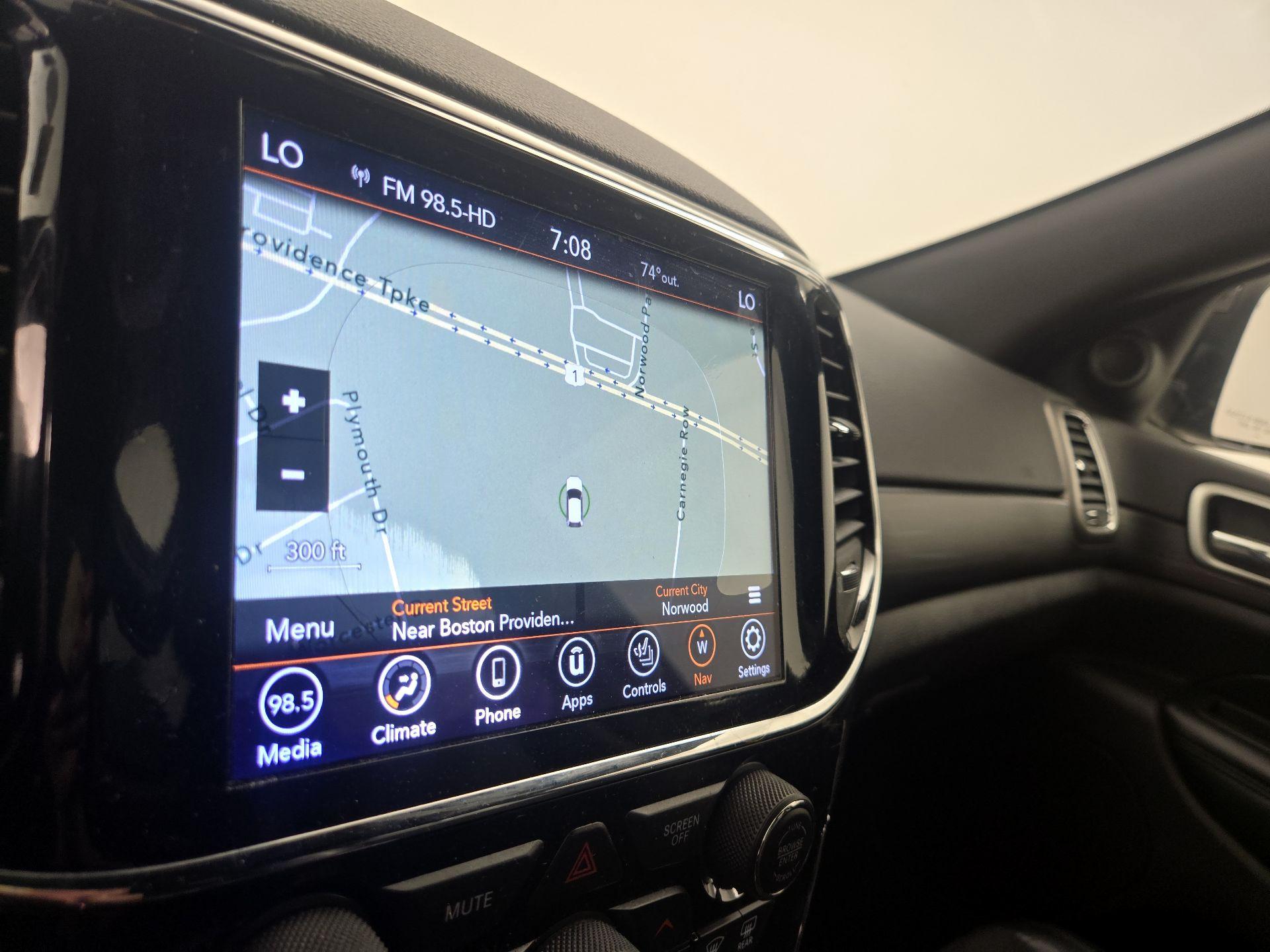 Thumbnail: 2020 Jeep Grand Cherokee - 14