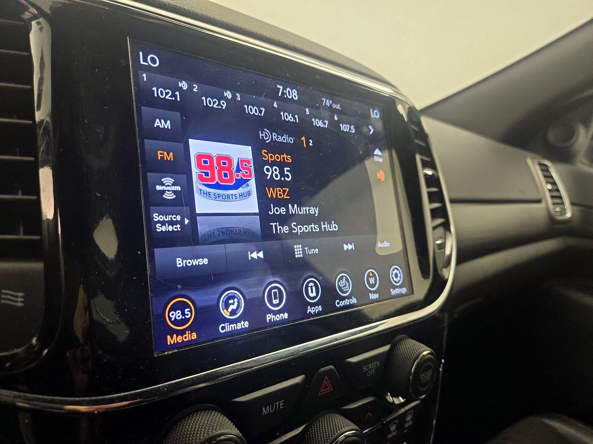 Thumbnail: 2020 Jeep Grand Cherokee - 16