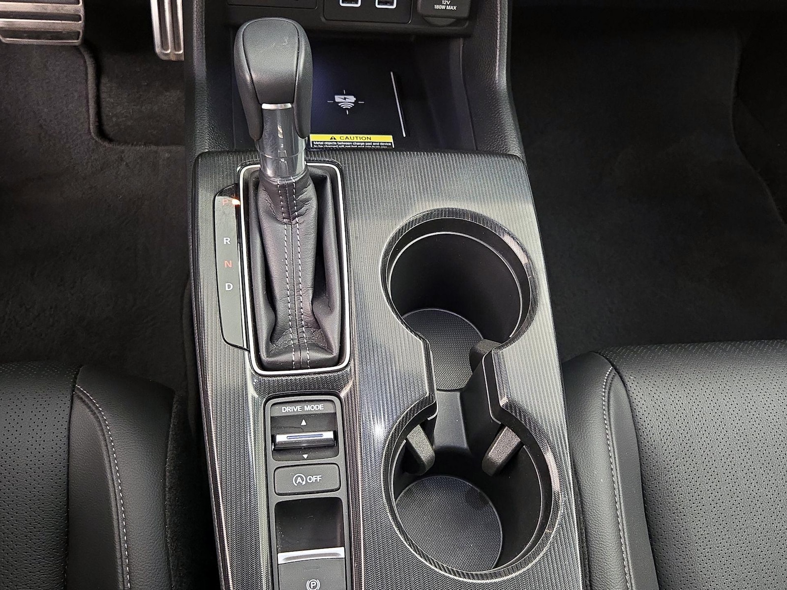 2024 Honda Civic Hatchback Sport Touring - Photo 19