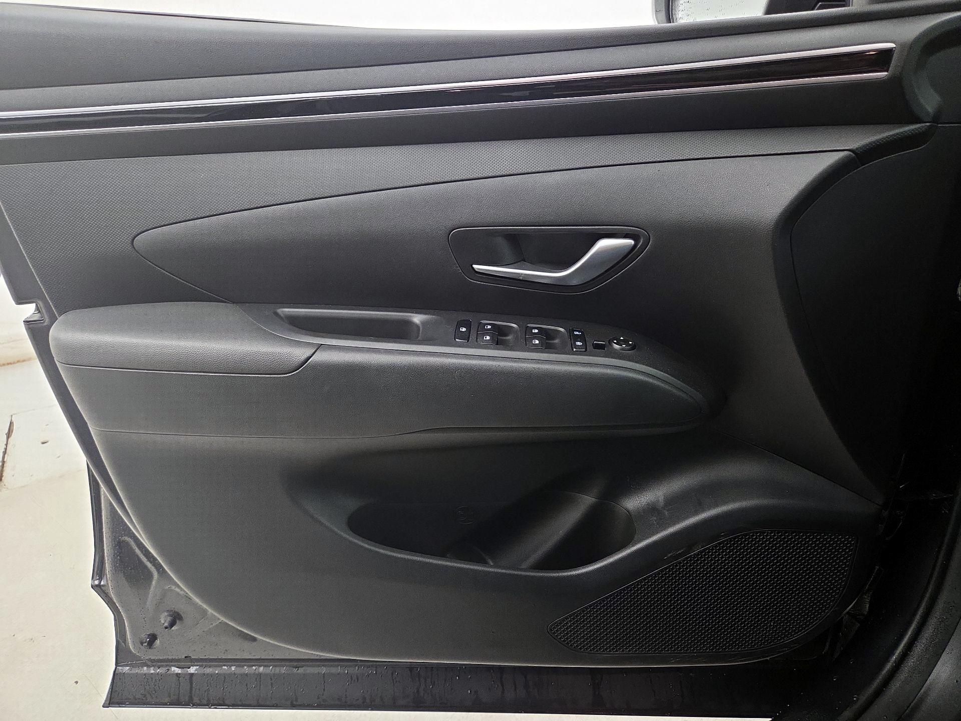 Thumbnail: 2022 Hyundai Tucson - 12