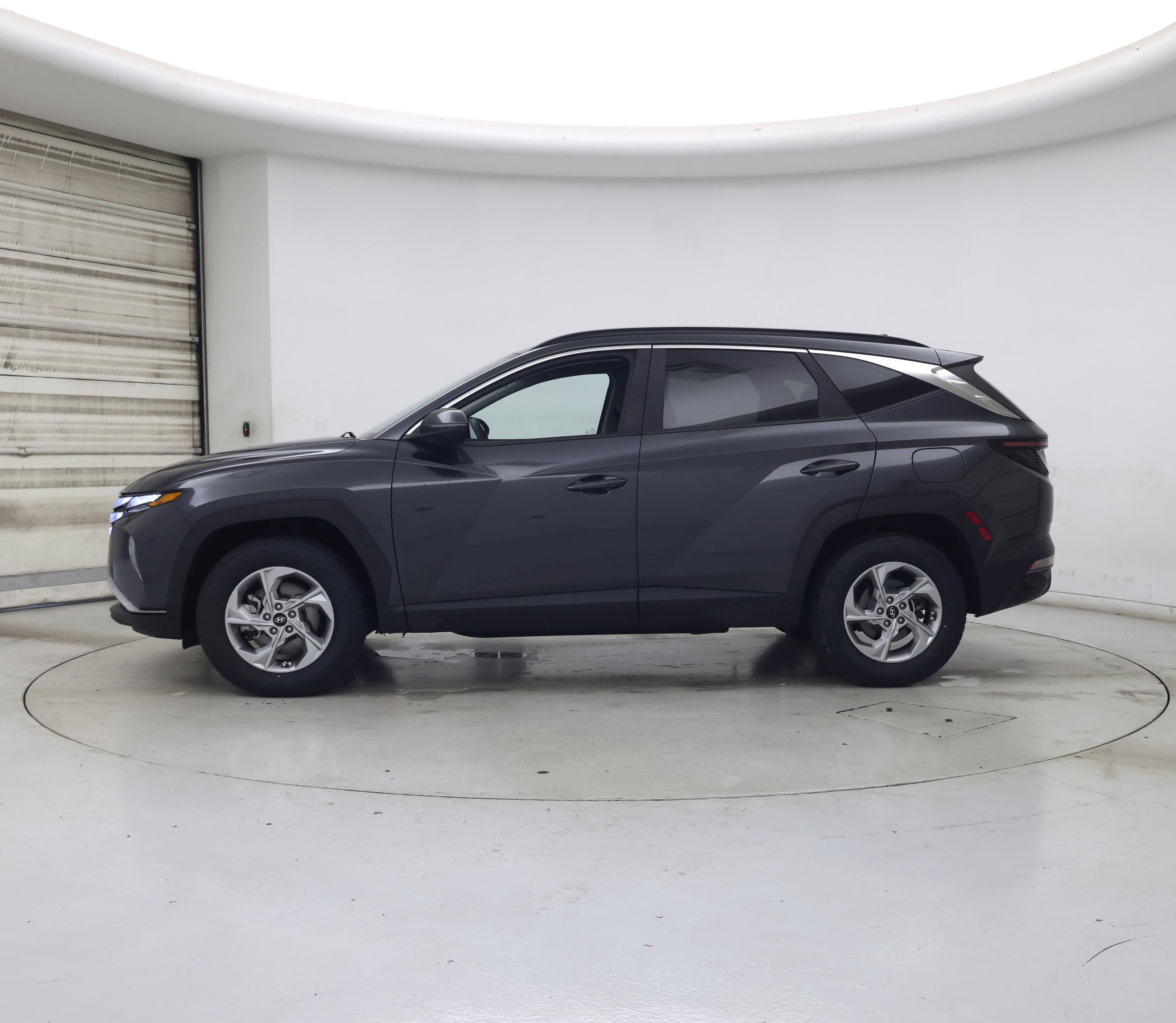 Thumbnail: 2022 Hyundai Tucson - 3