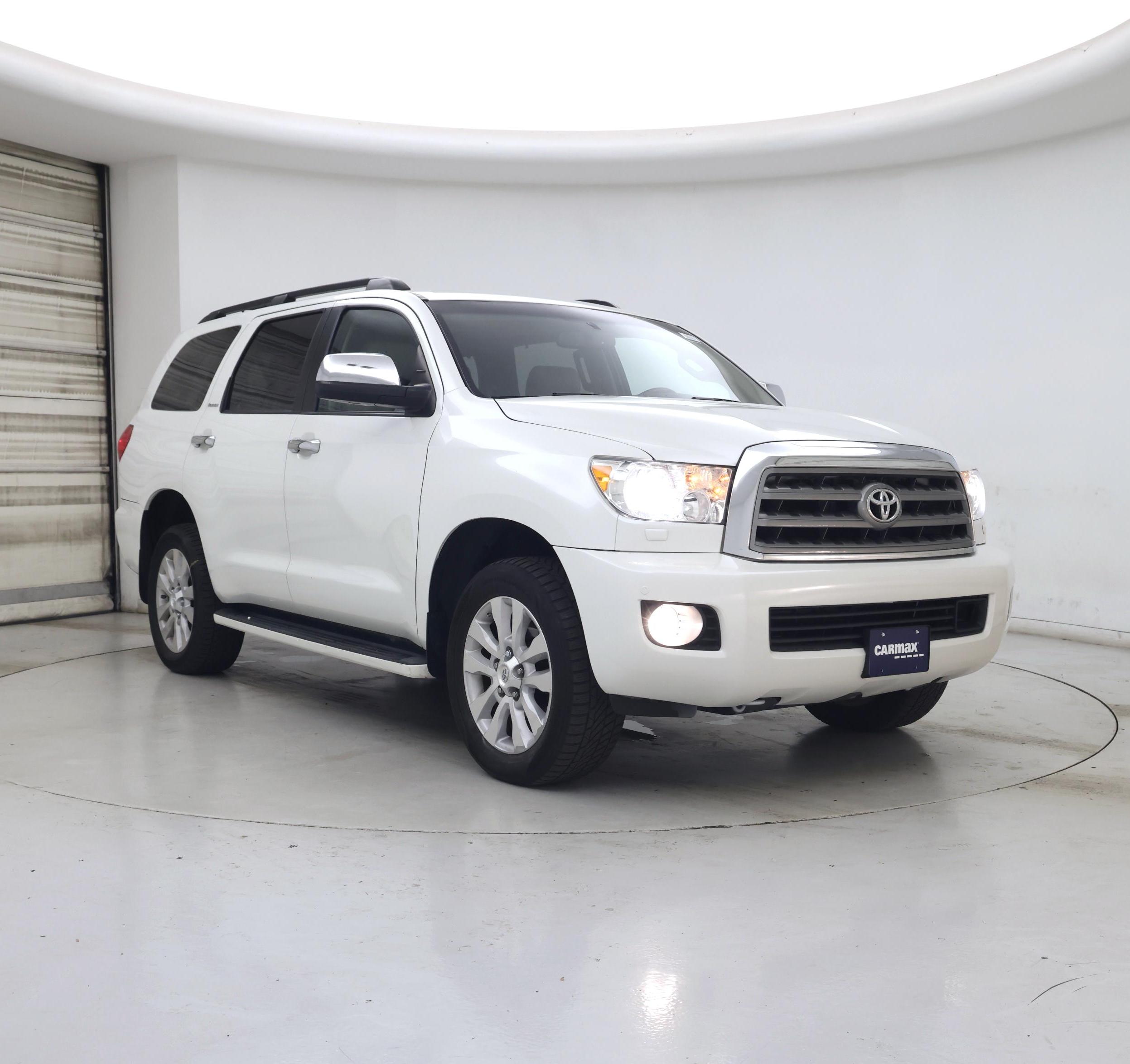 White 2015 Toyota Sequoia SUV / Crossover Four-Wheel Drive Automatic