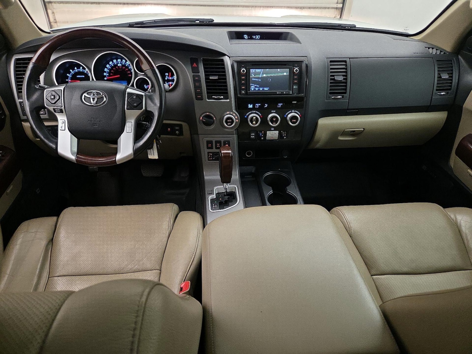 2015 Toyota Sequoia Platinum - Photo 10