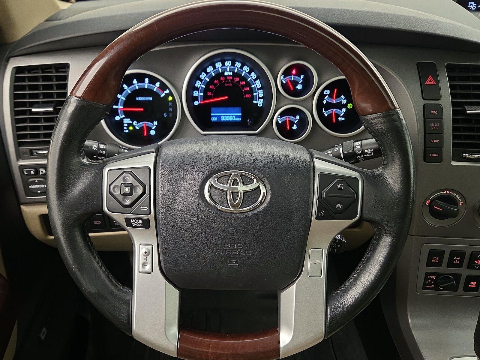 2015 Toyota Sequoia Platinum - Photo 11