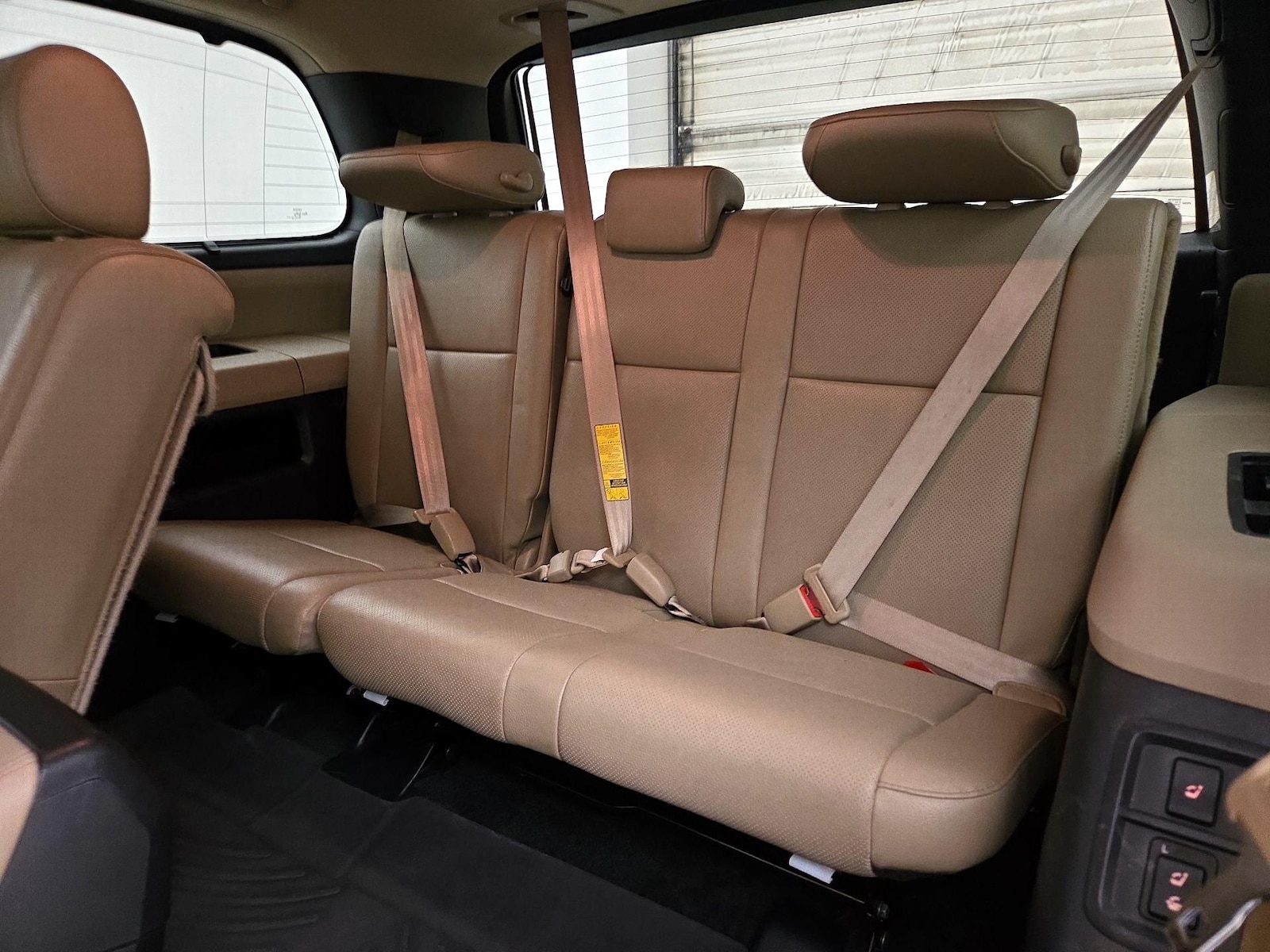 2015 Toyota Sequoia Platinum - Photo 23