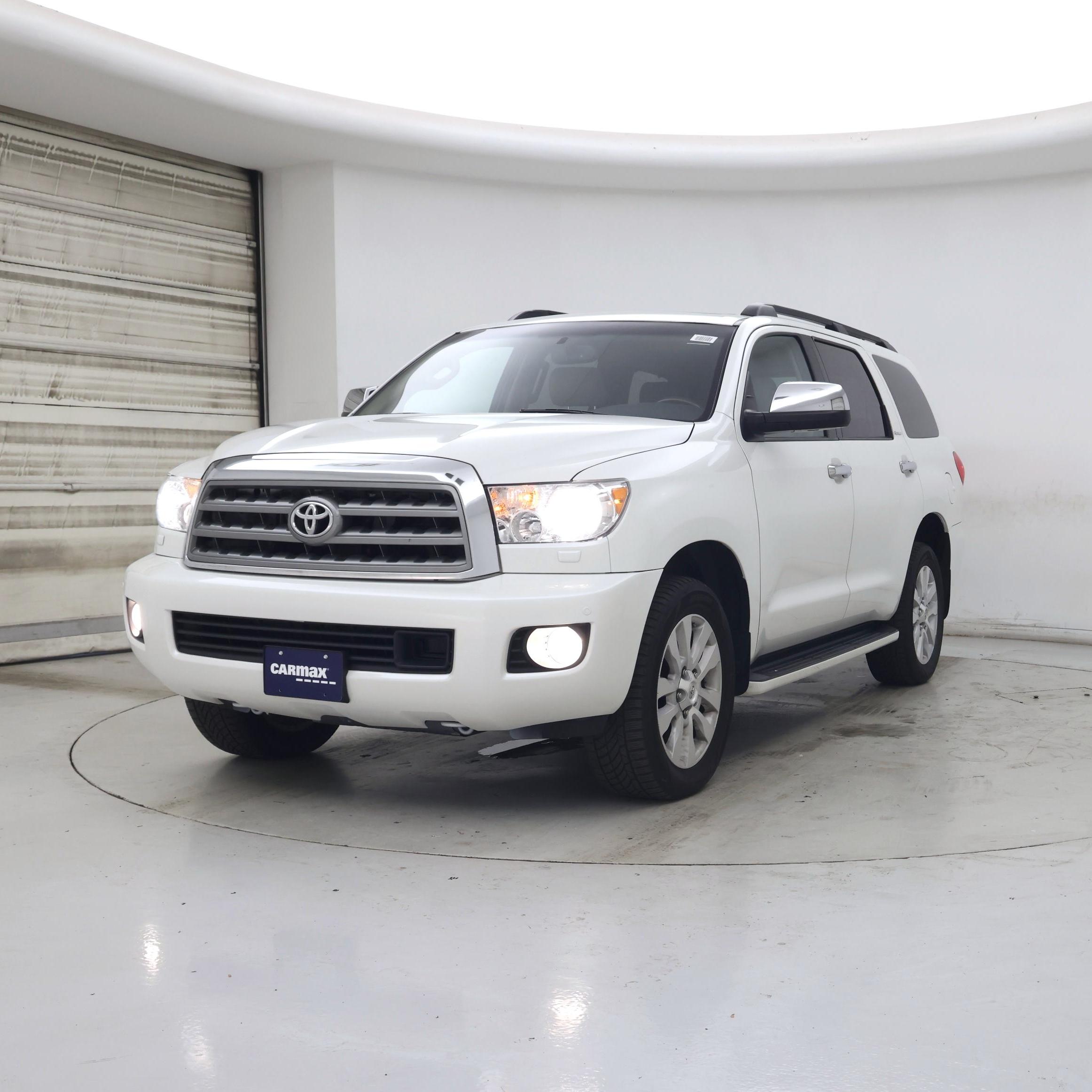 Thumbnail: 2015 Toyota Sequoia - 4