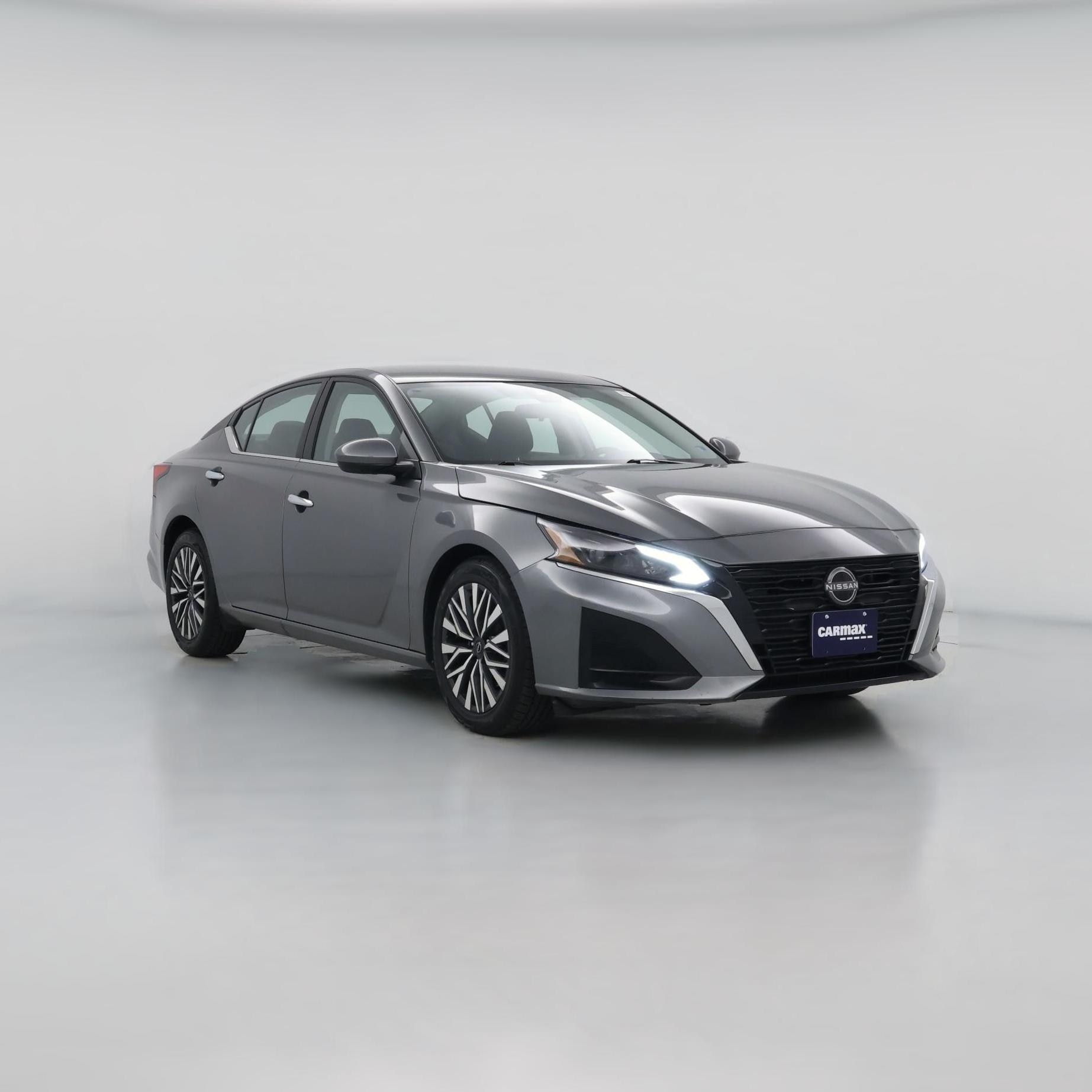 Thumbnail: 2023 Nissan Altima - 1