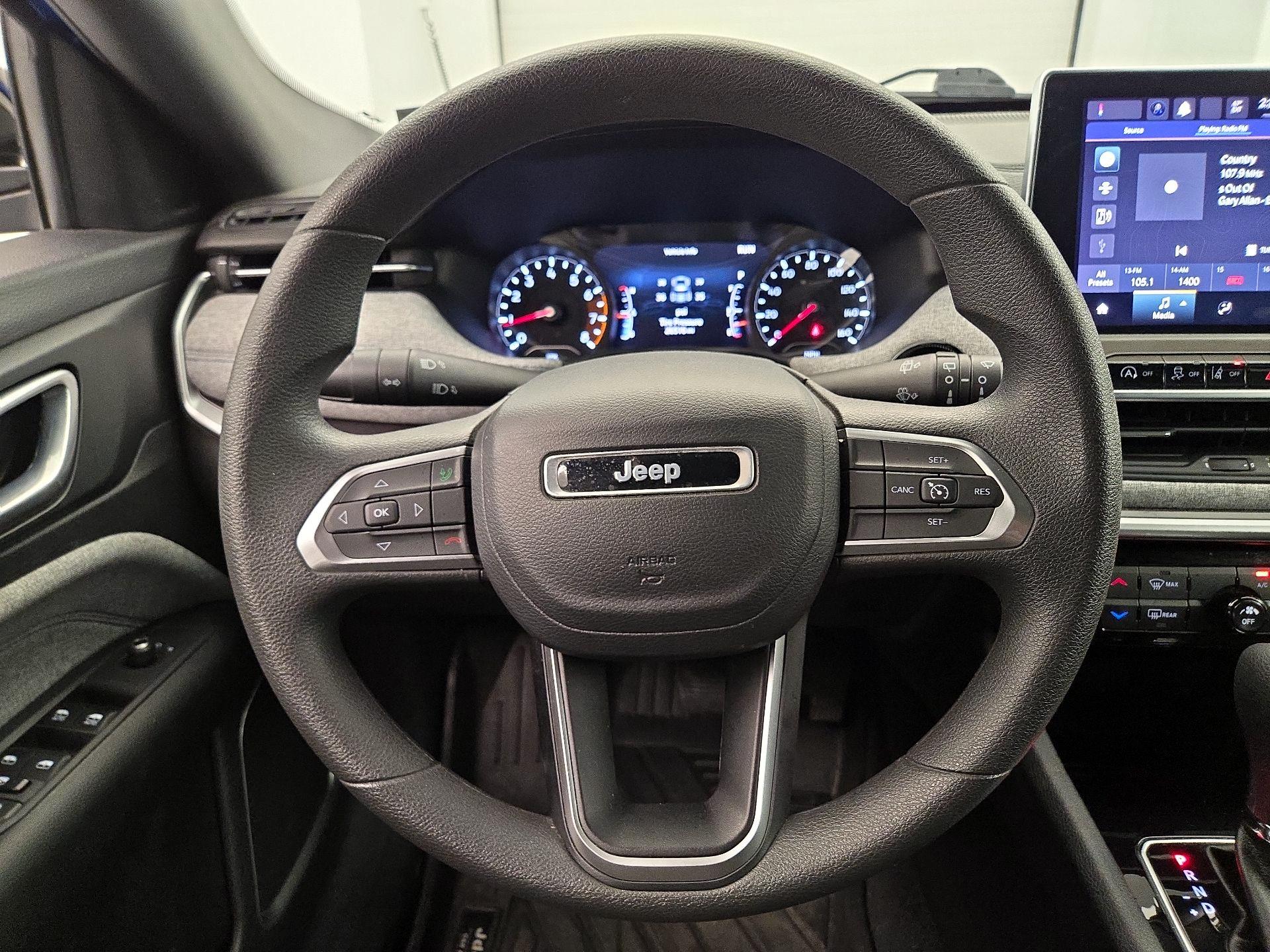 Thumbnail: 2023 Jeep Compass - 10
