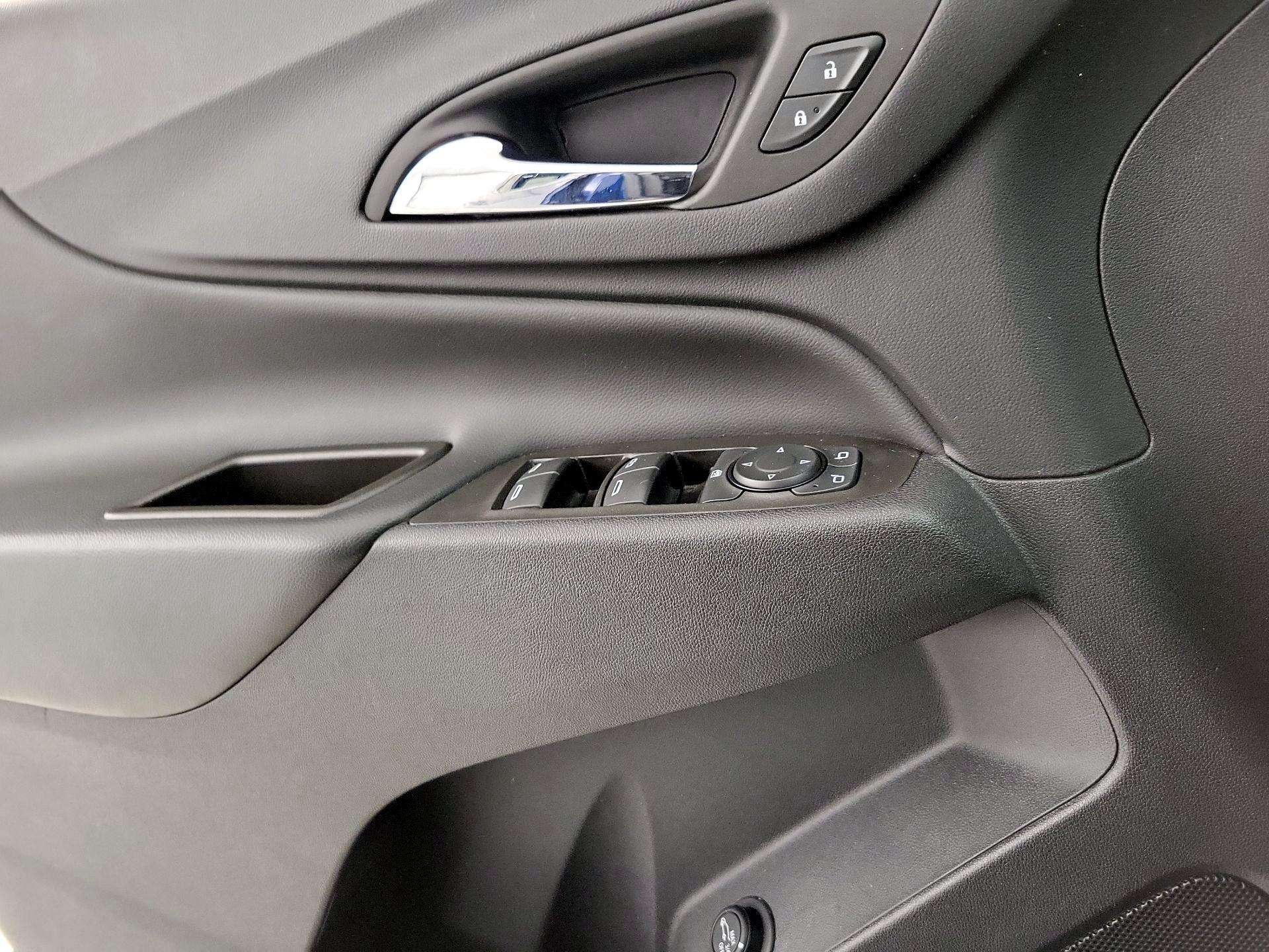 Thumbnail: 2023 Chevrolet Equinox - 12