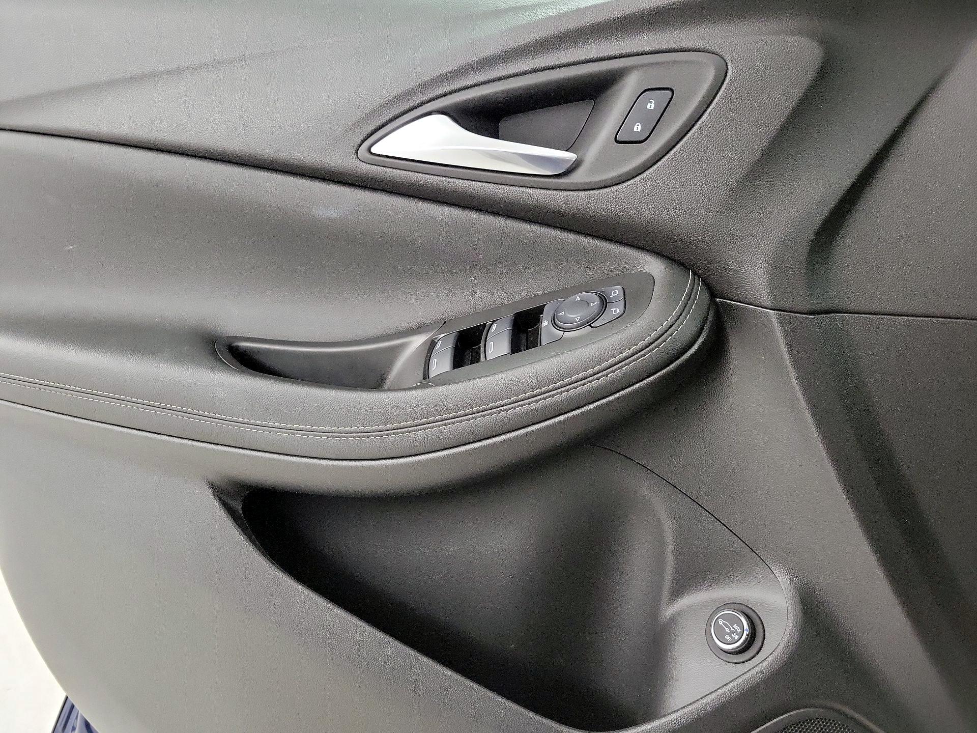Thumbnail: 2023 Buick Encore GX - 12