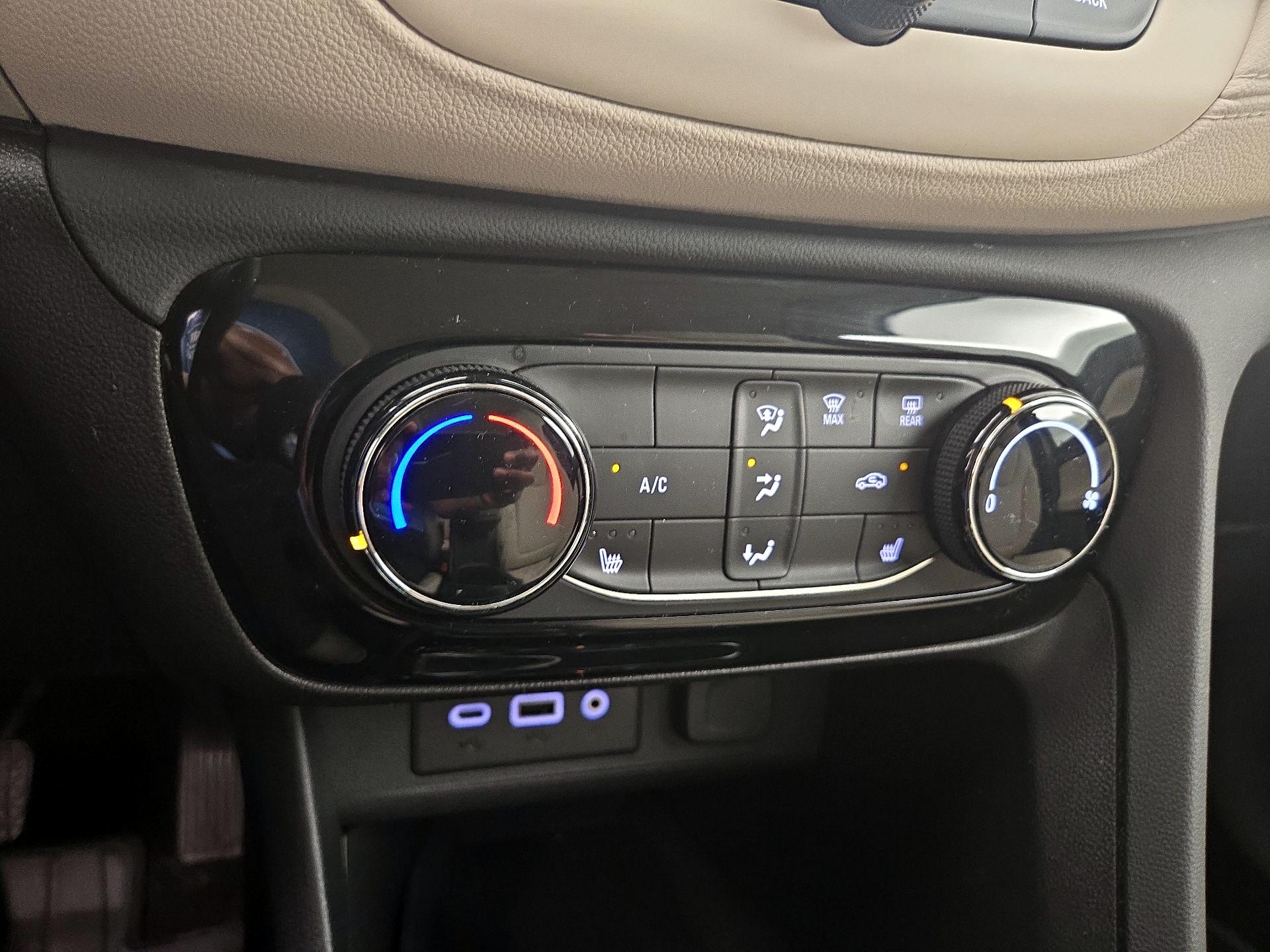 Thumbnail: 2023 Buick Encore GX - 16