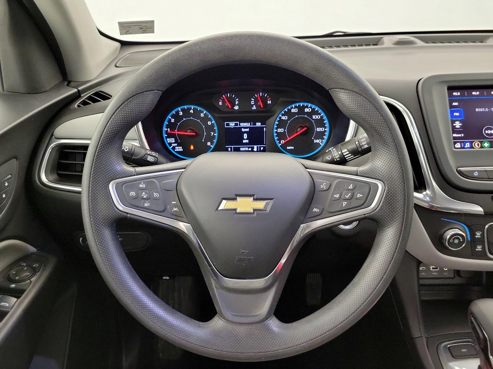 Thumbnail: 2022 Chevrolet Equinox - 10