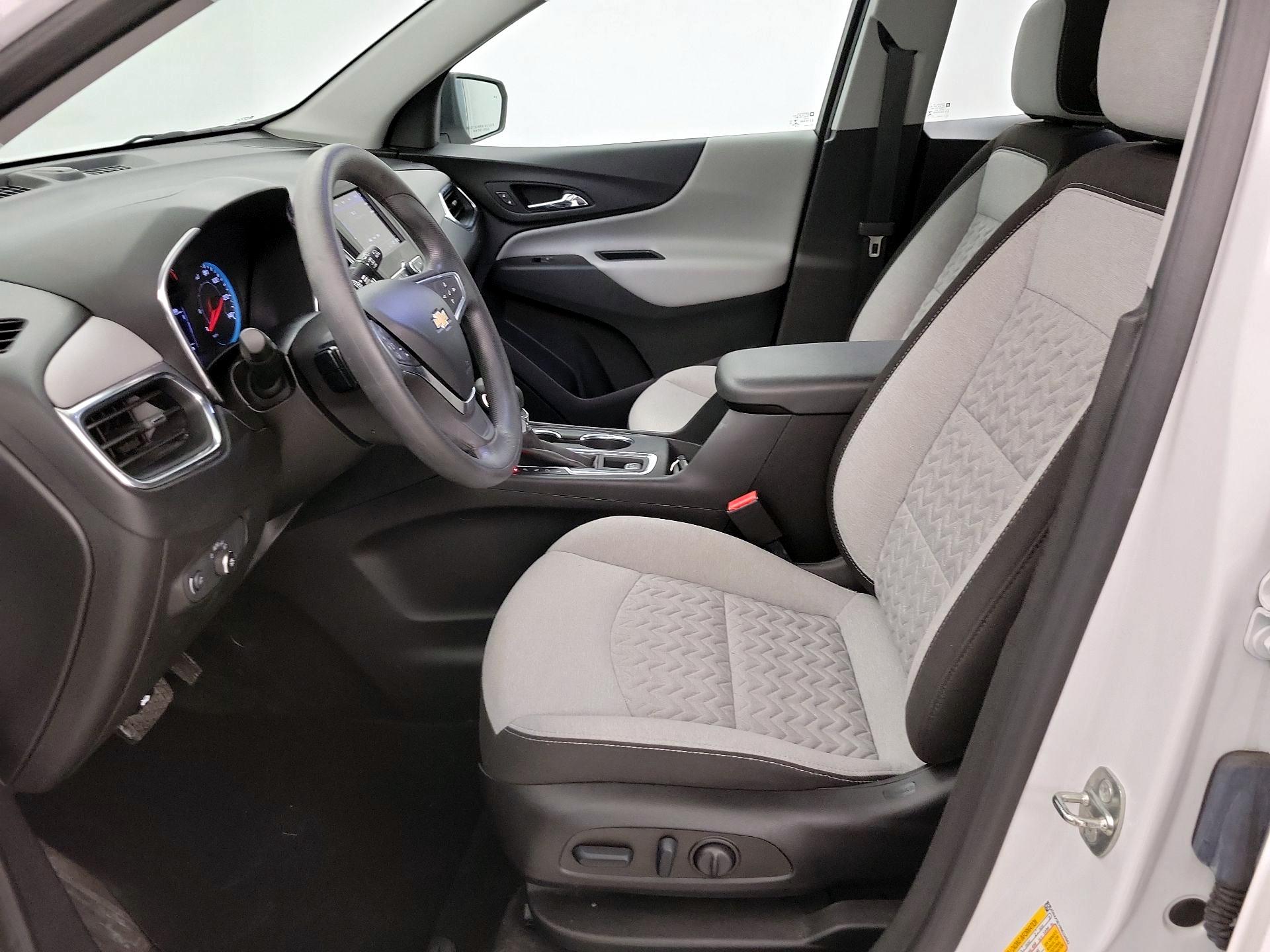 Thumbnail: 2022 Chevrolet Equinox - 11