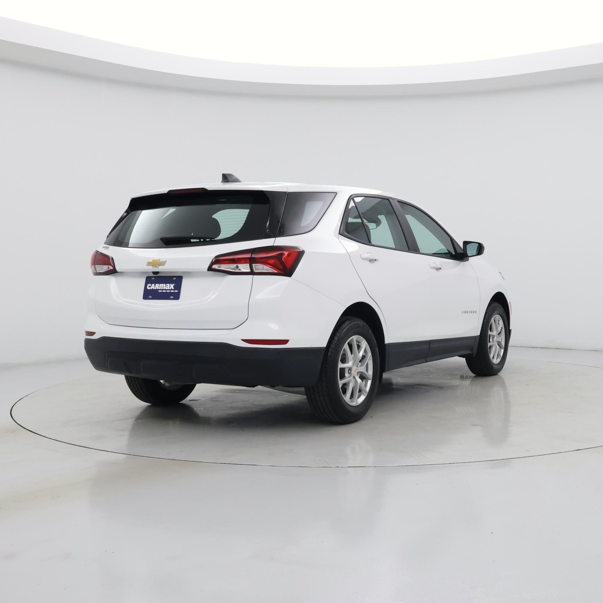 Thumbnail: 2022 Chevrolet Equinox - 8